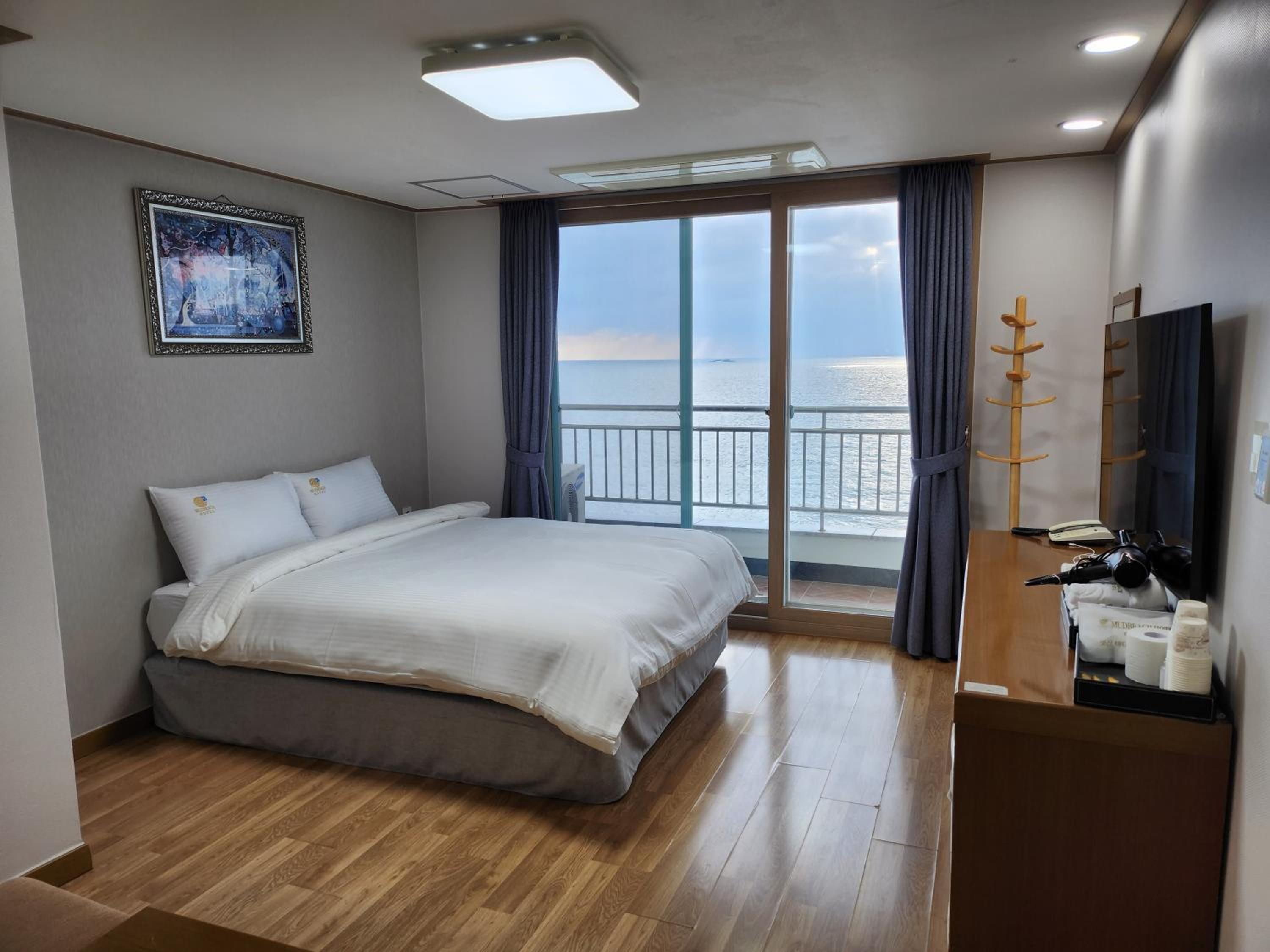 Special Queen Tworoom and Ondol Oceanview - Photo 13