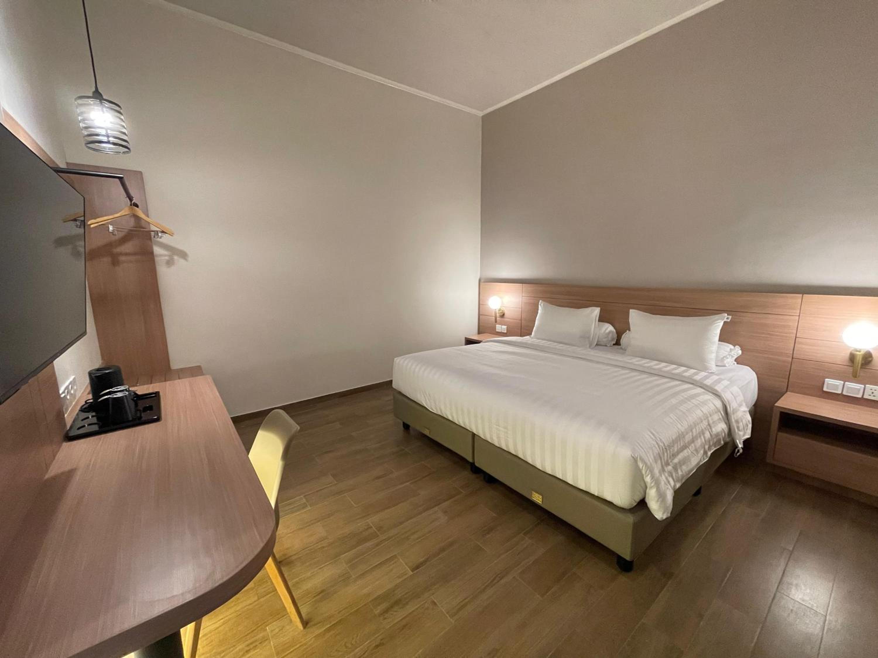 Deluxe King Room