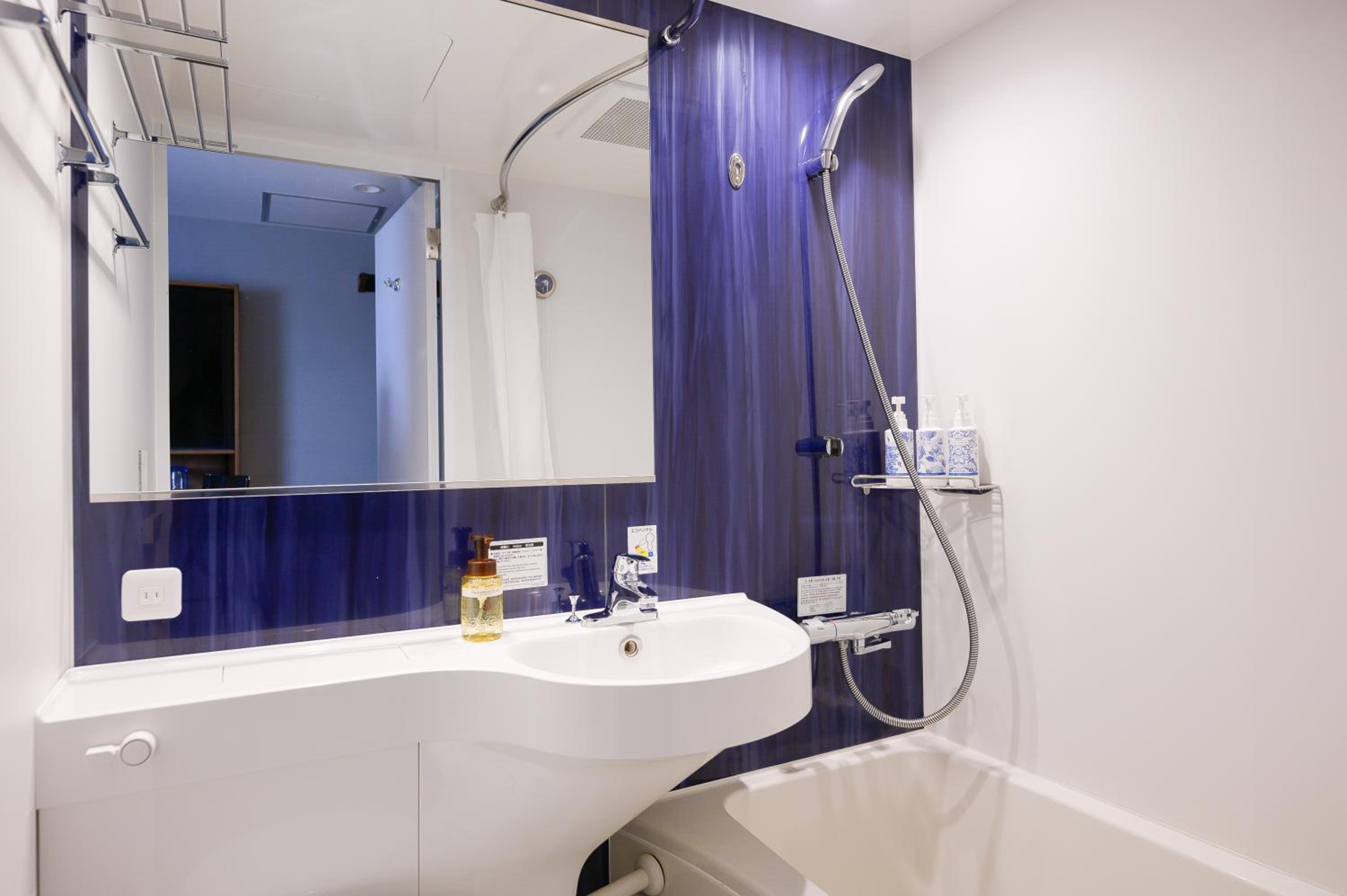 Standard Double Room - Photo 4