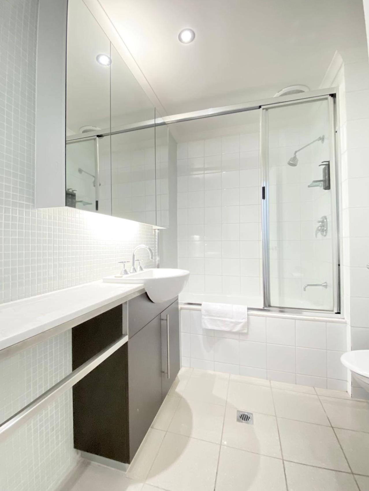 Park Inn by Radisson Melbourne Carlton — photo 73