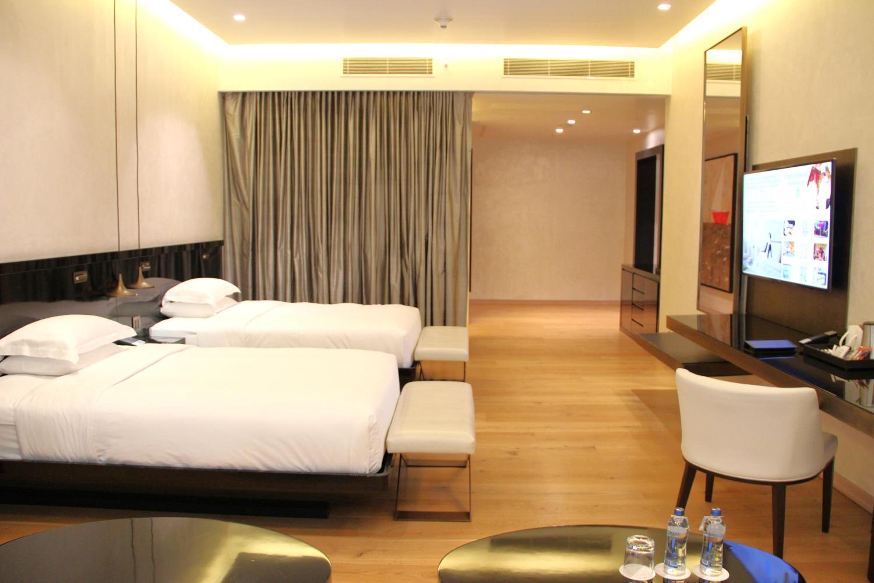 Twin Suite