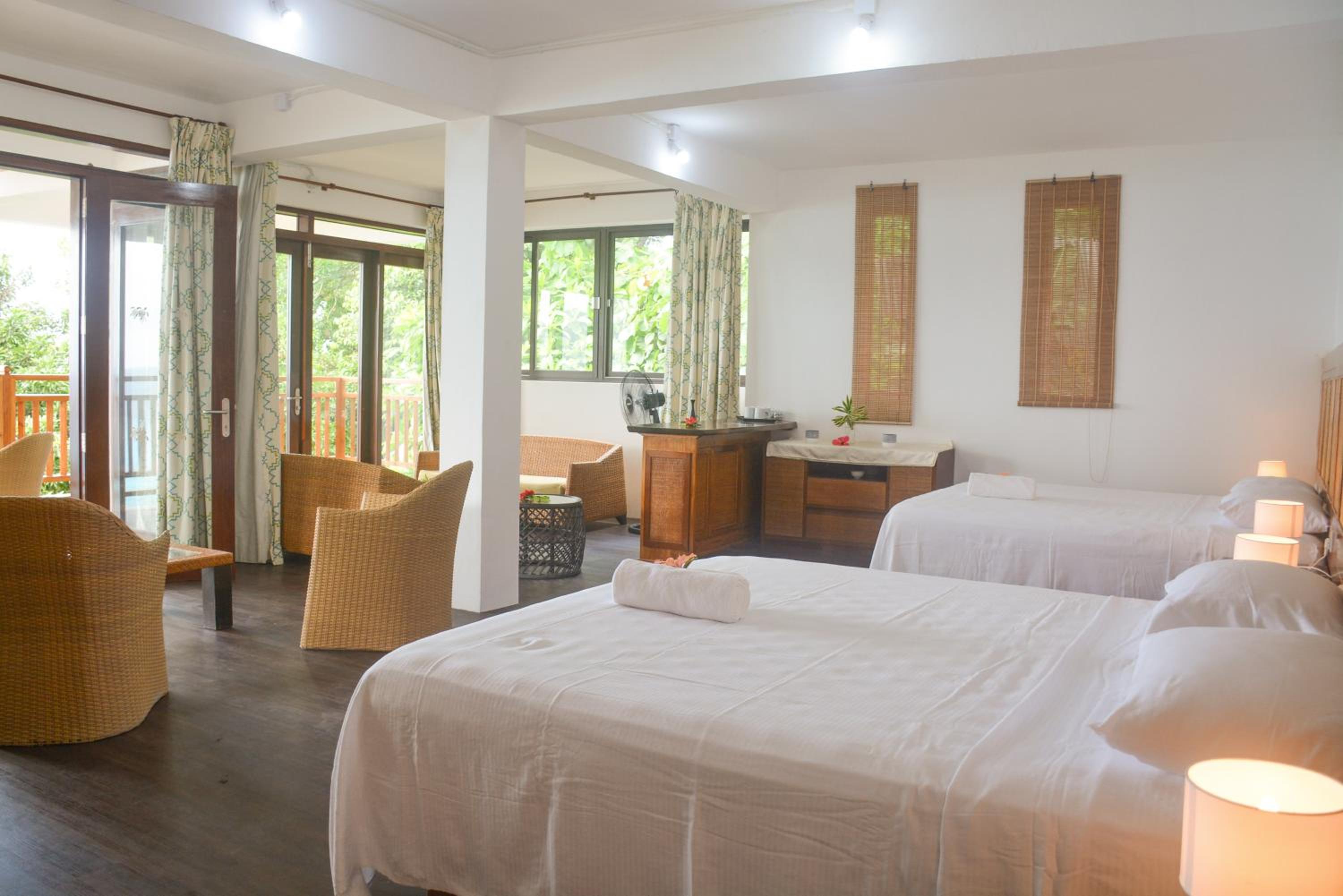 Family Room with Sea View