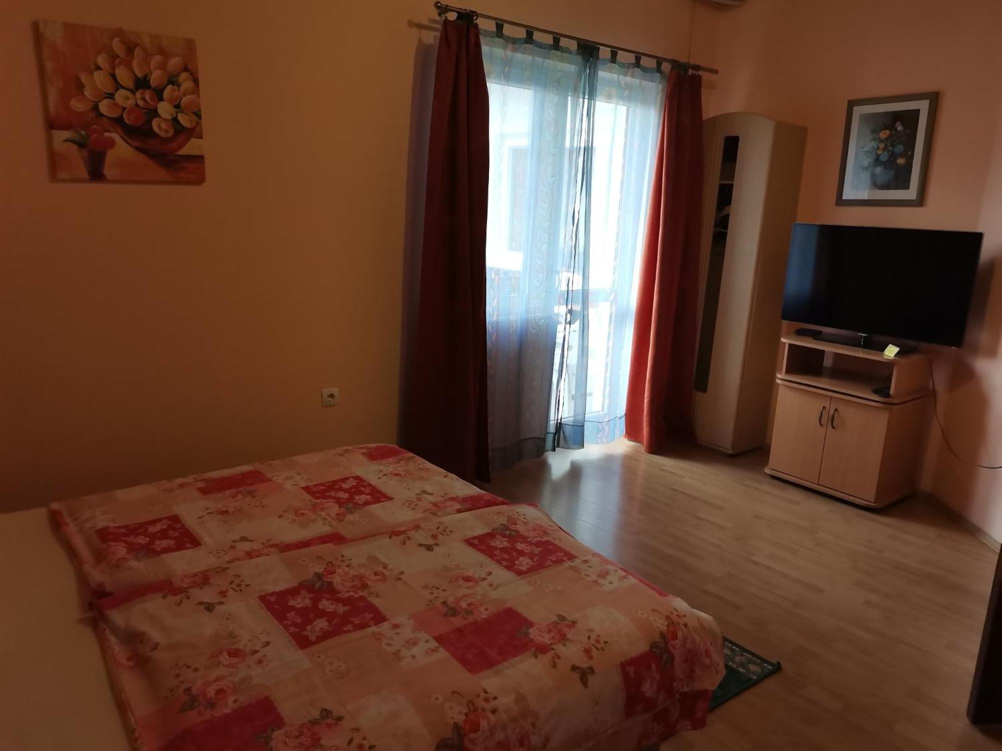 Double Room - Photo 1