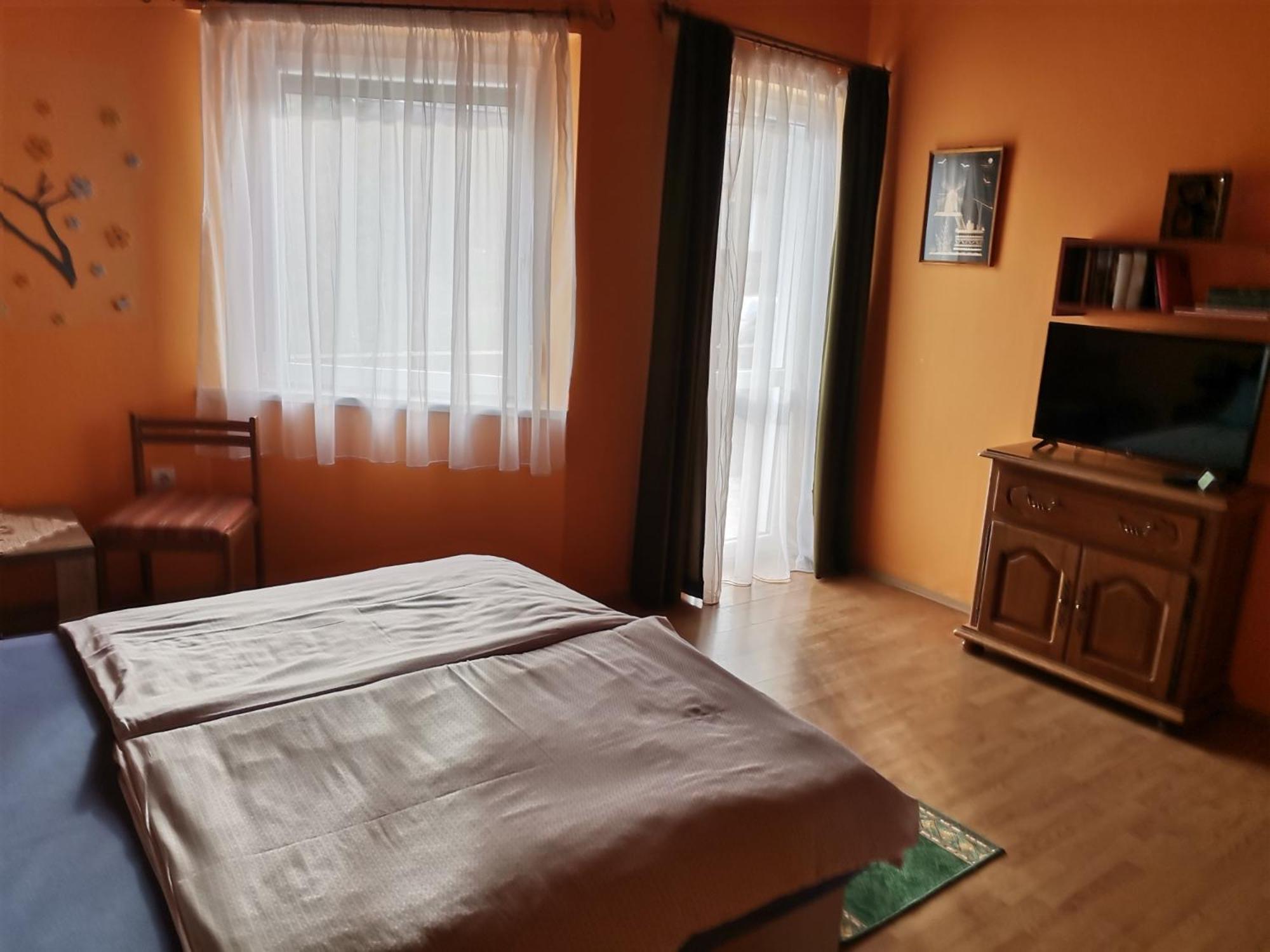 Double Room - Photo 3