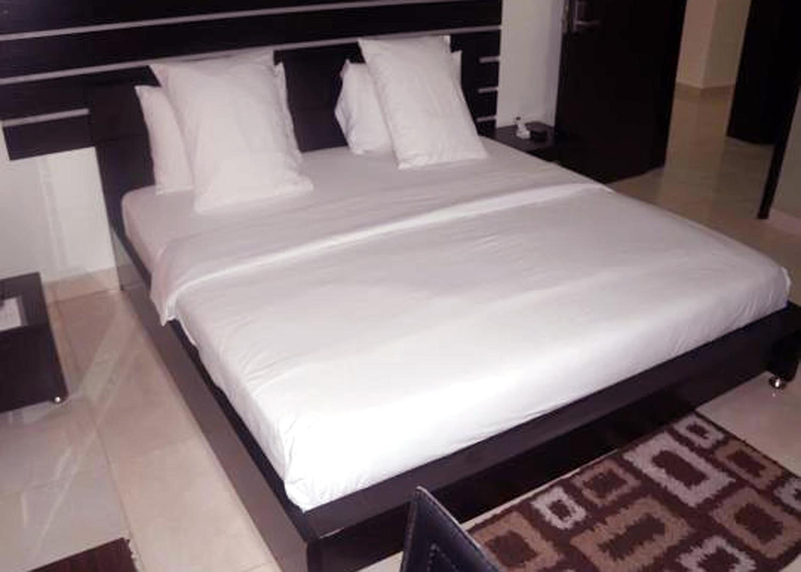 Deluxe King Room photo 3