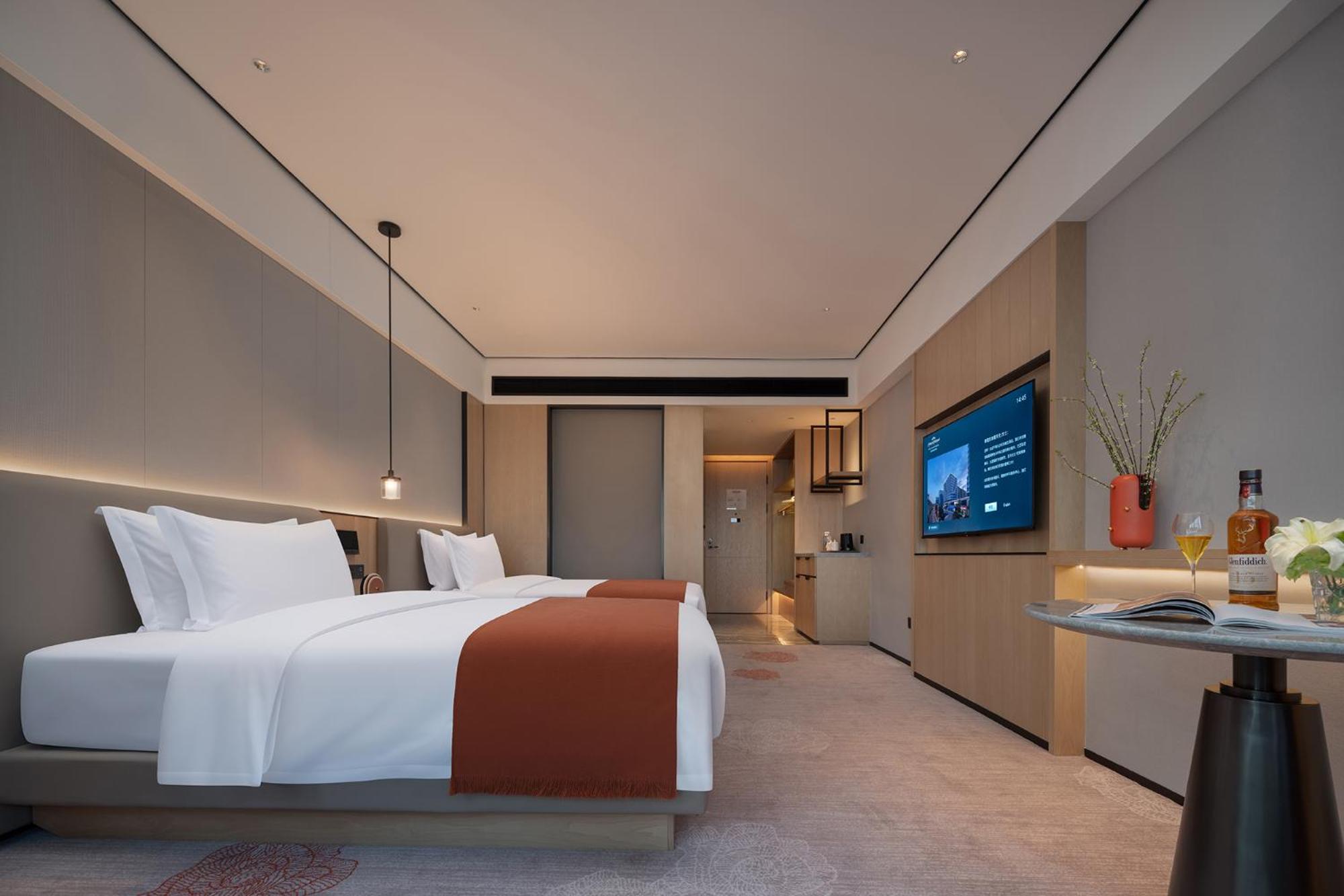 Deluxe Twin Room photo 3