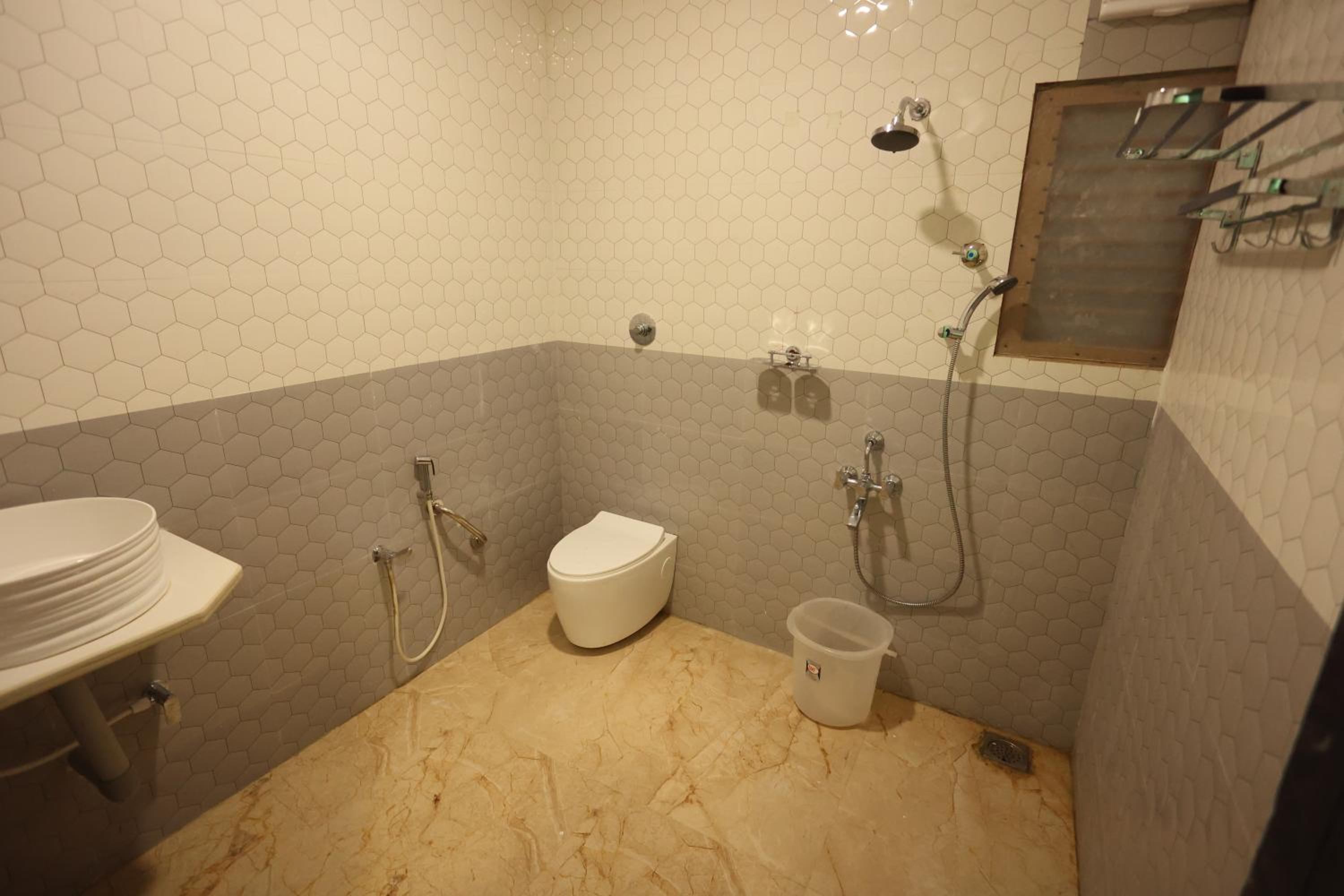 Family Room - Photo 4