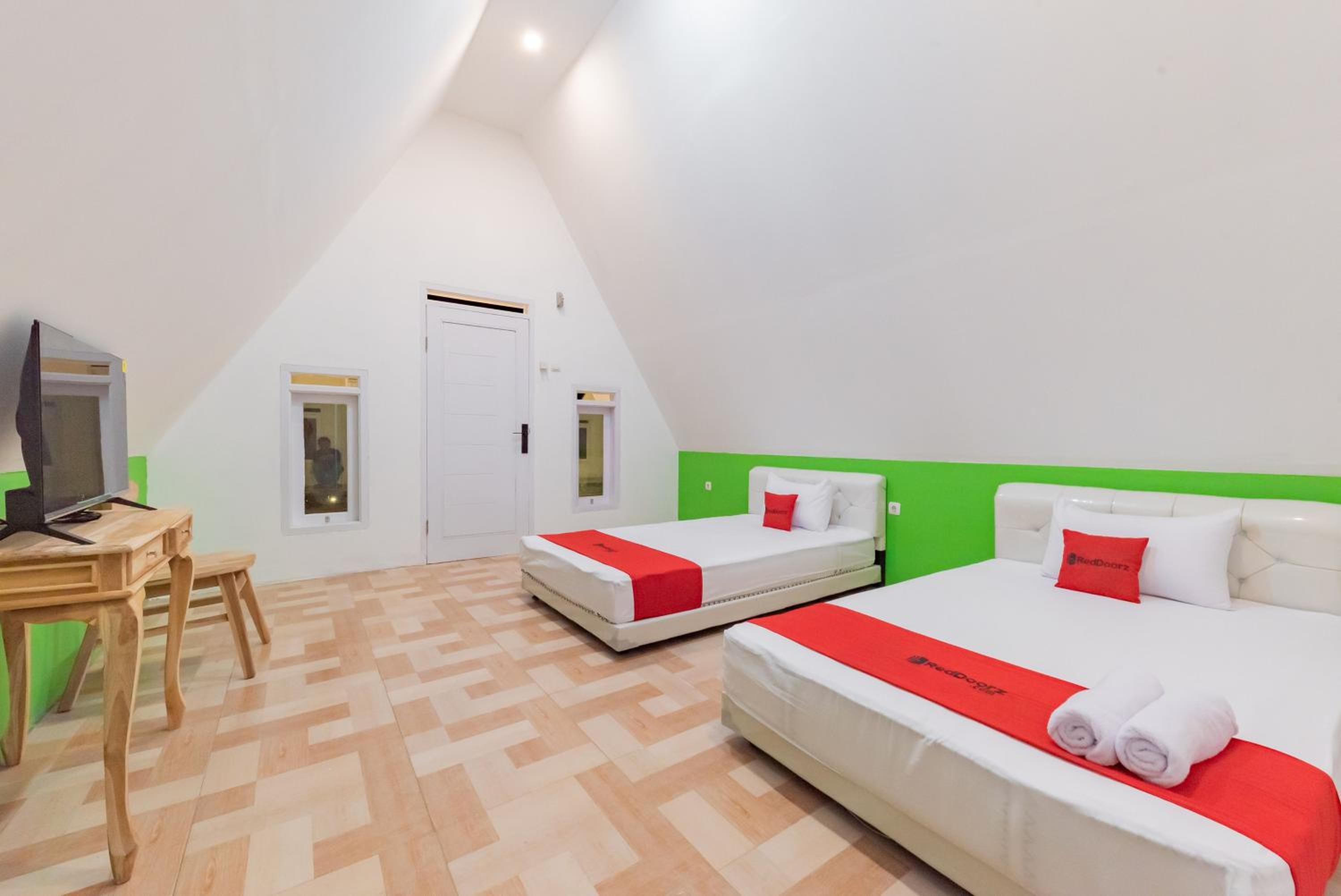 Deluxe Twin Room - Photo 5