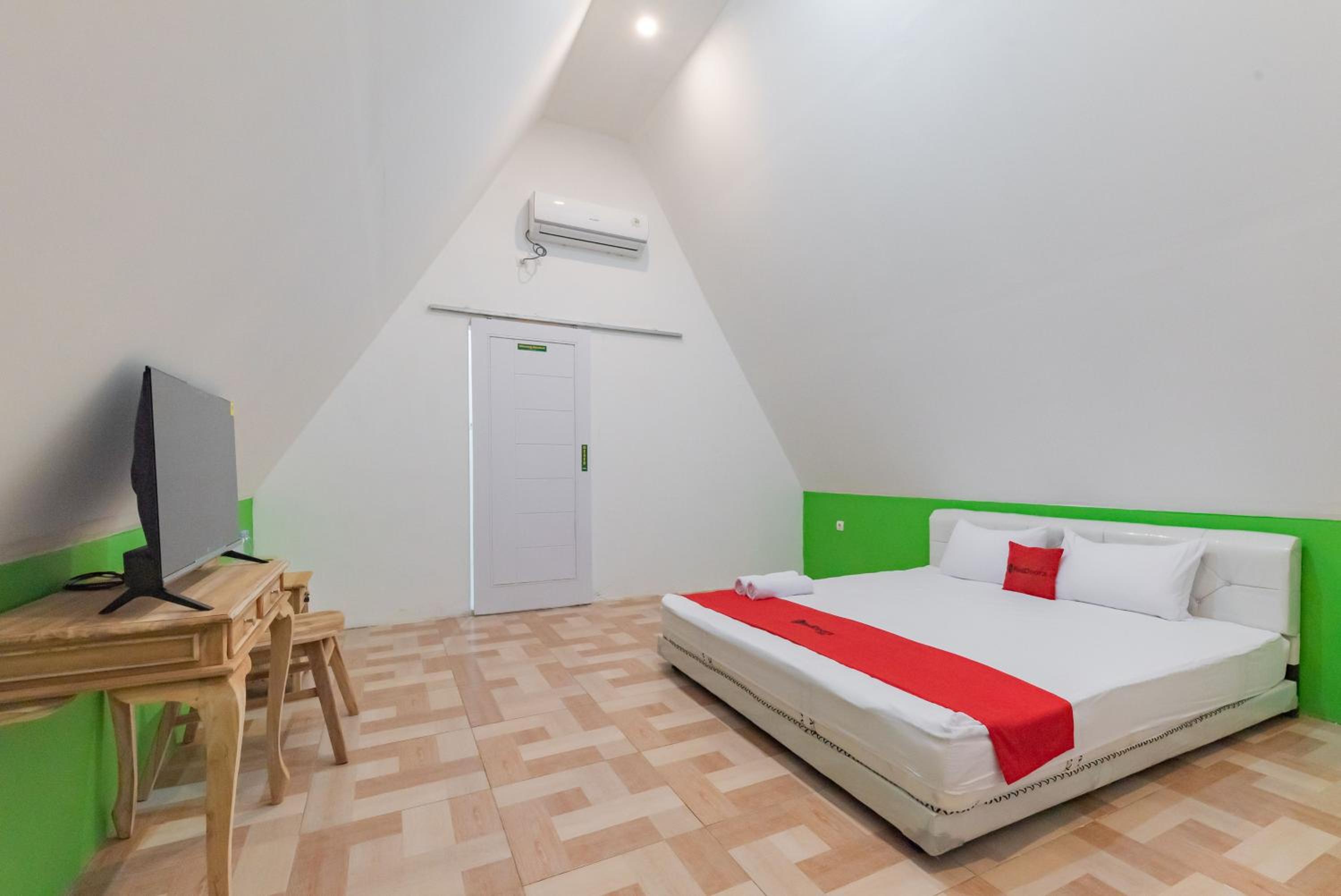 Deluxe Double Room - Photo 5