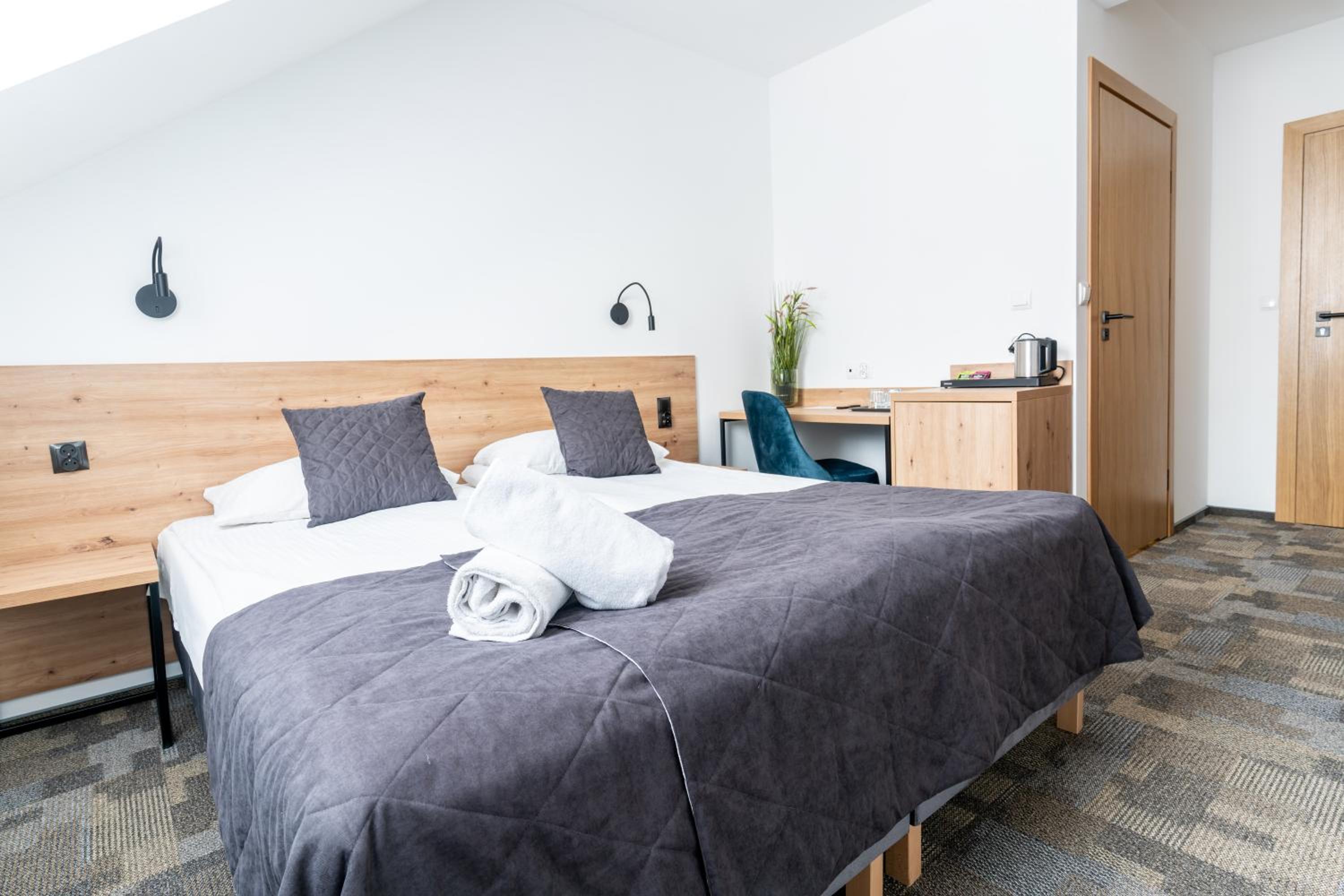 Double Room - Photo 4