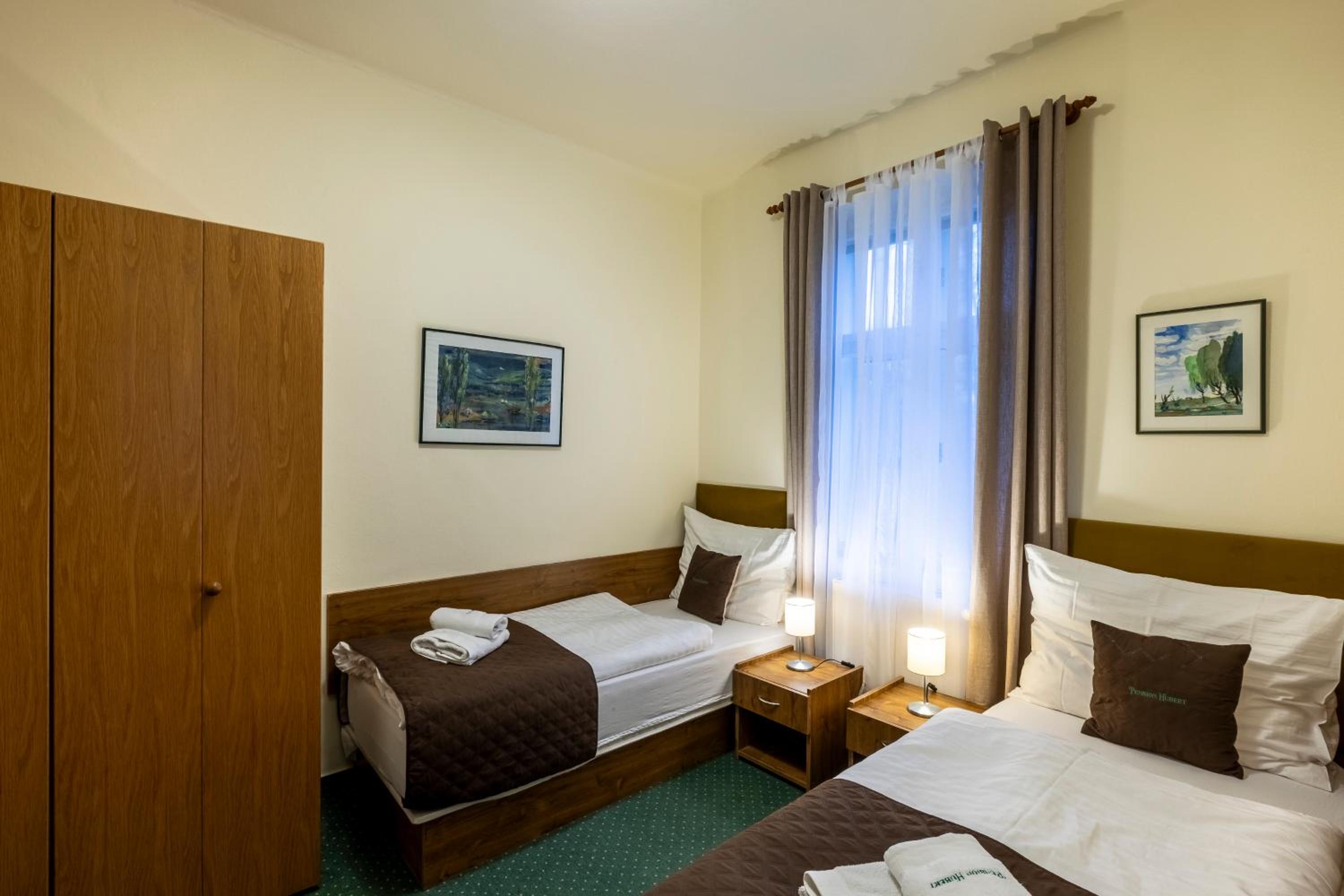 Standard Quadruple Room photo 2