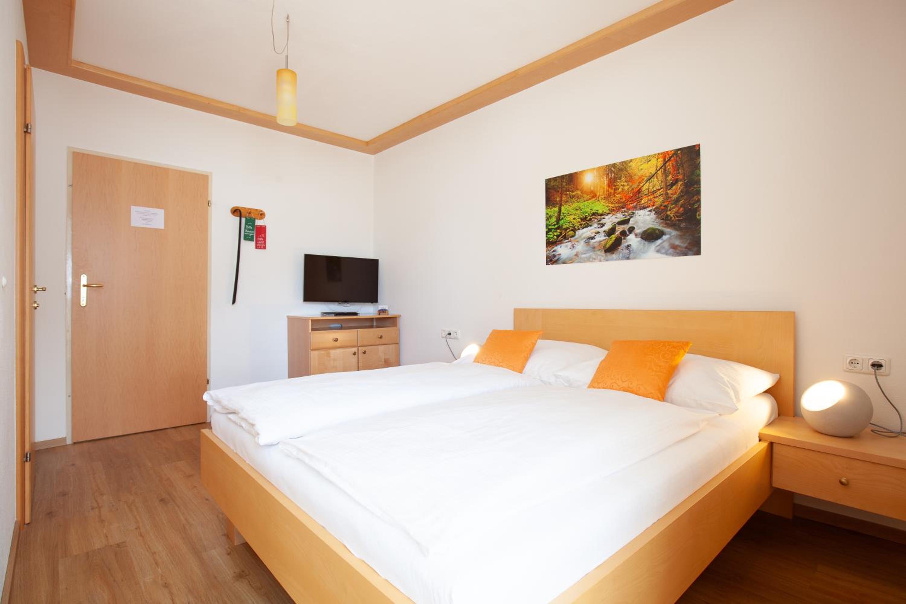 Double Room with Balcony photo 3