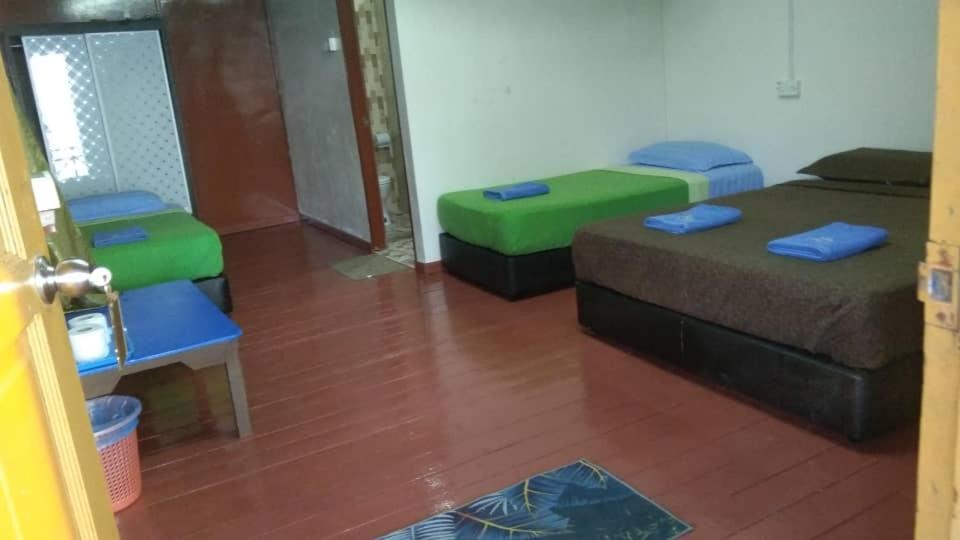 Family Room - Photo 1