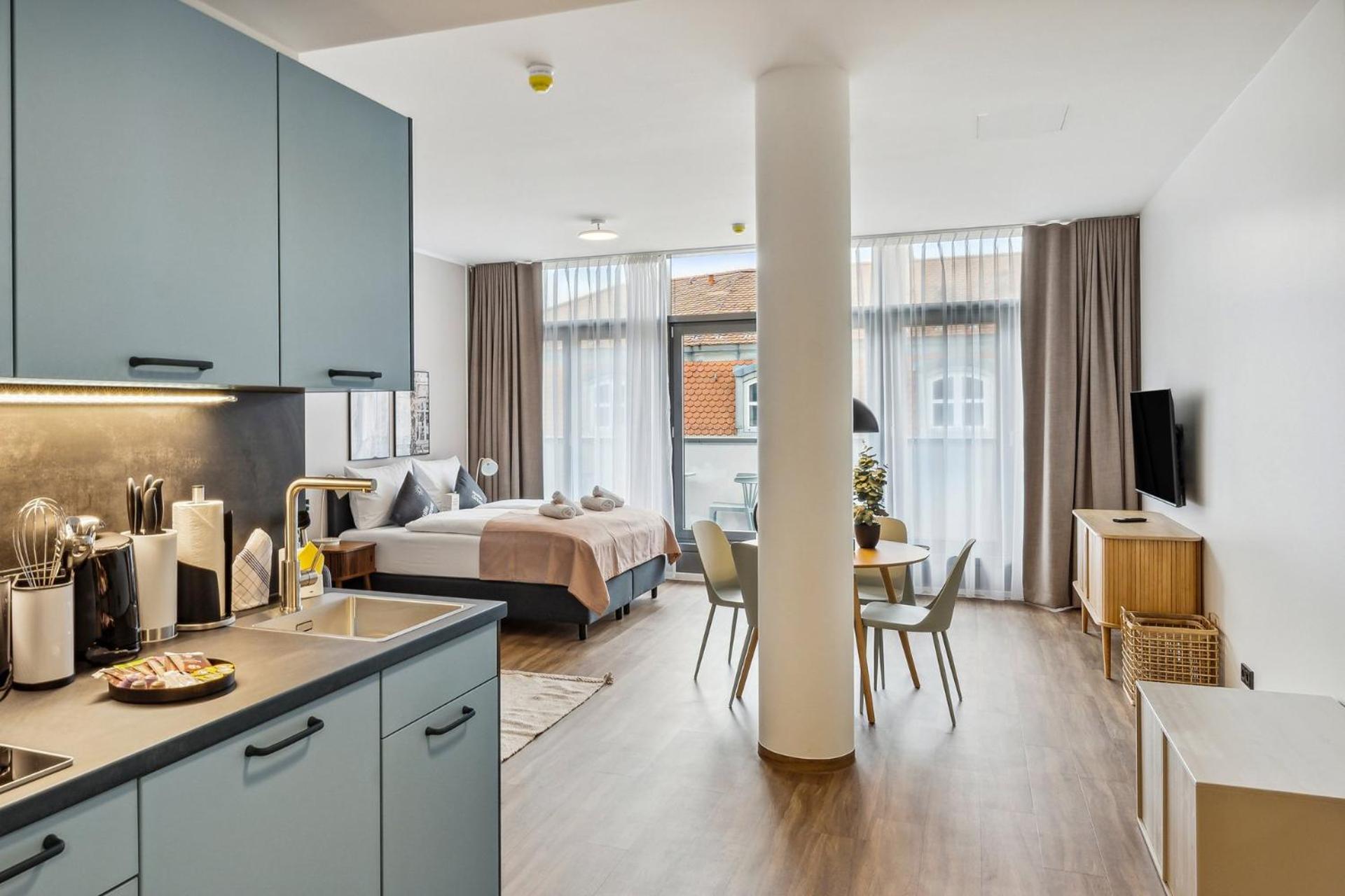 Comfort suite with sofa bed & balcony - Photo 13