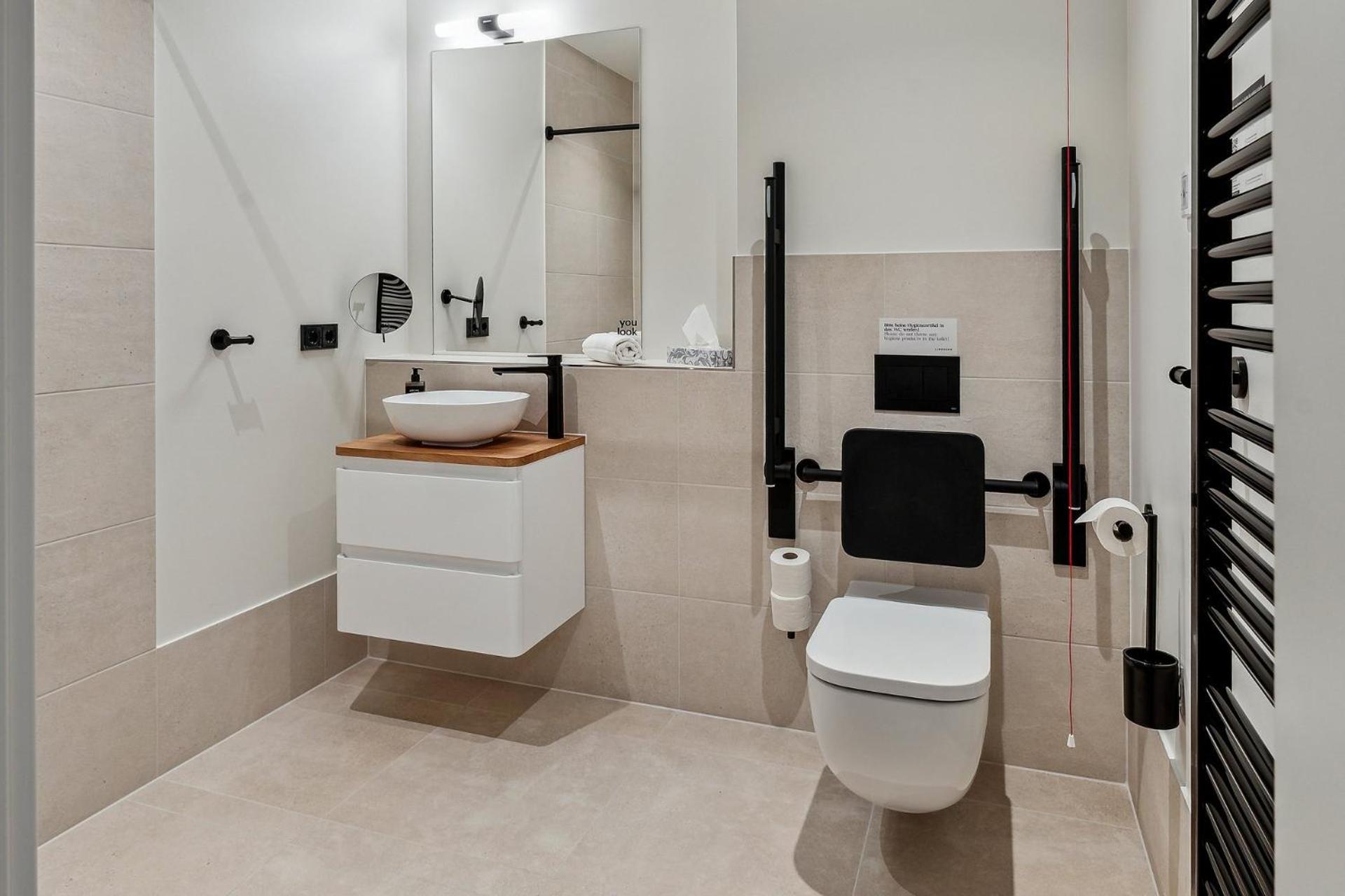 Suite with balcony - wheelchair accessible - Photo 12