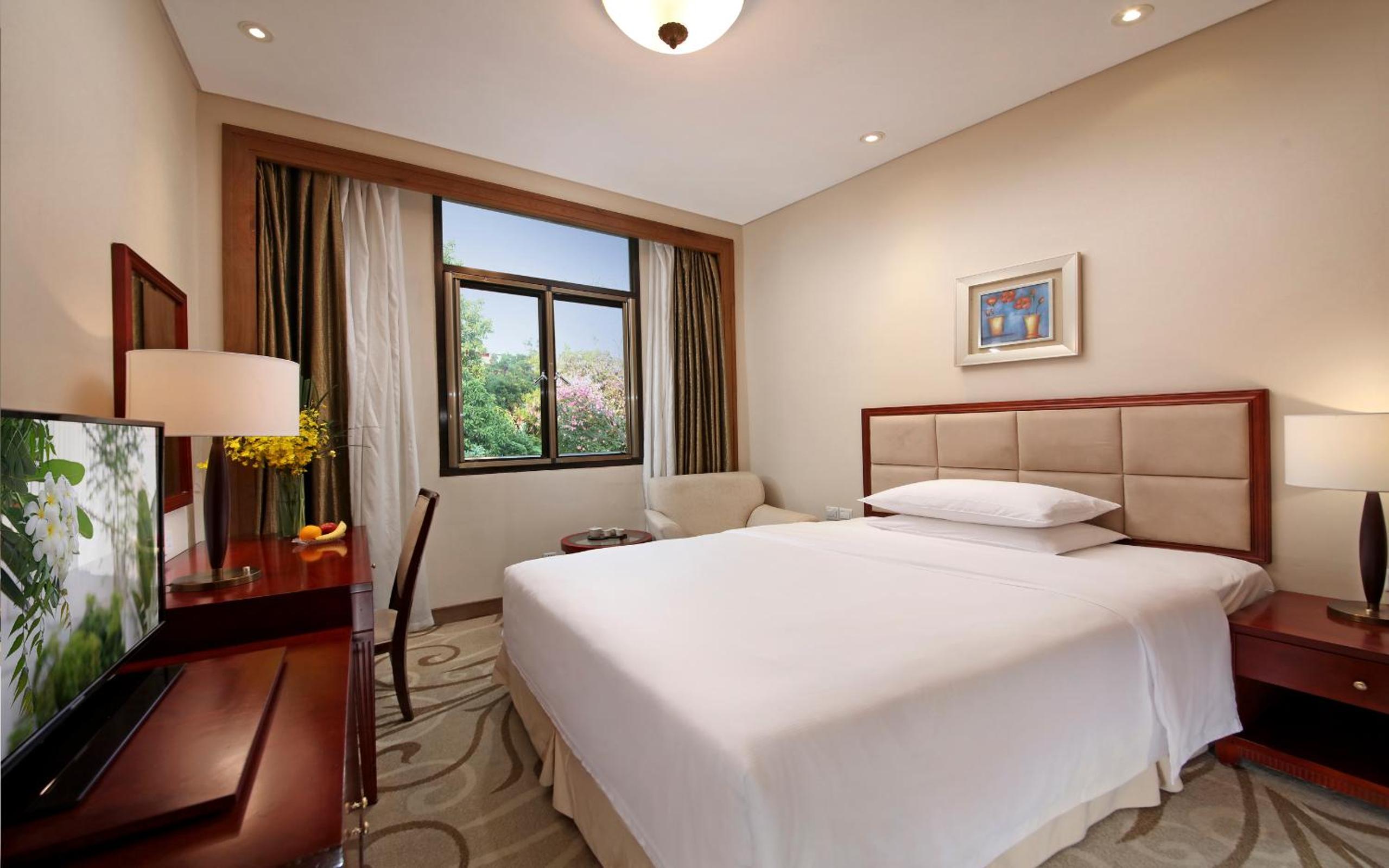 Boutique Room