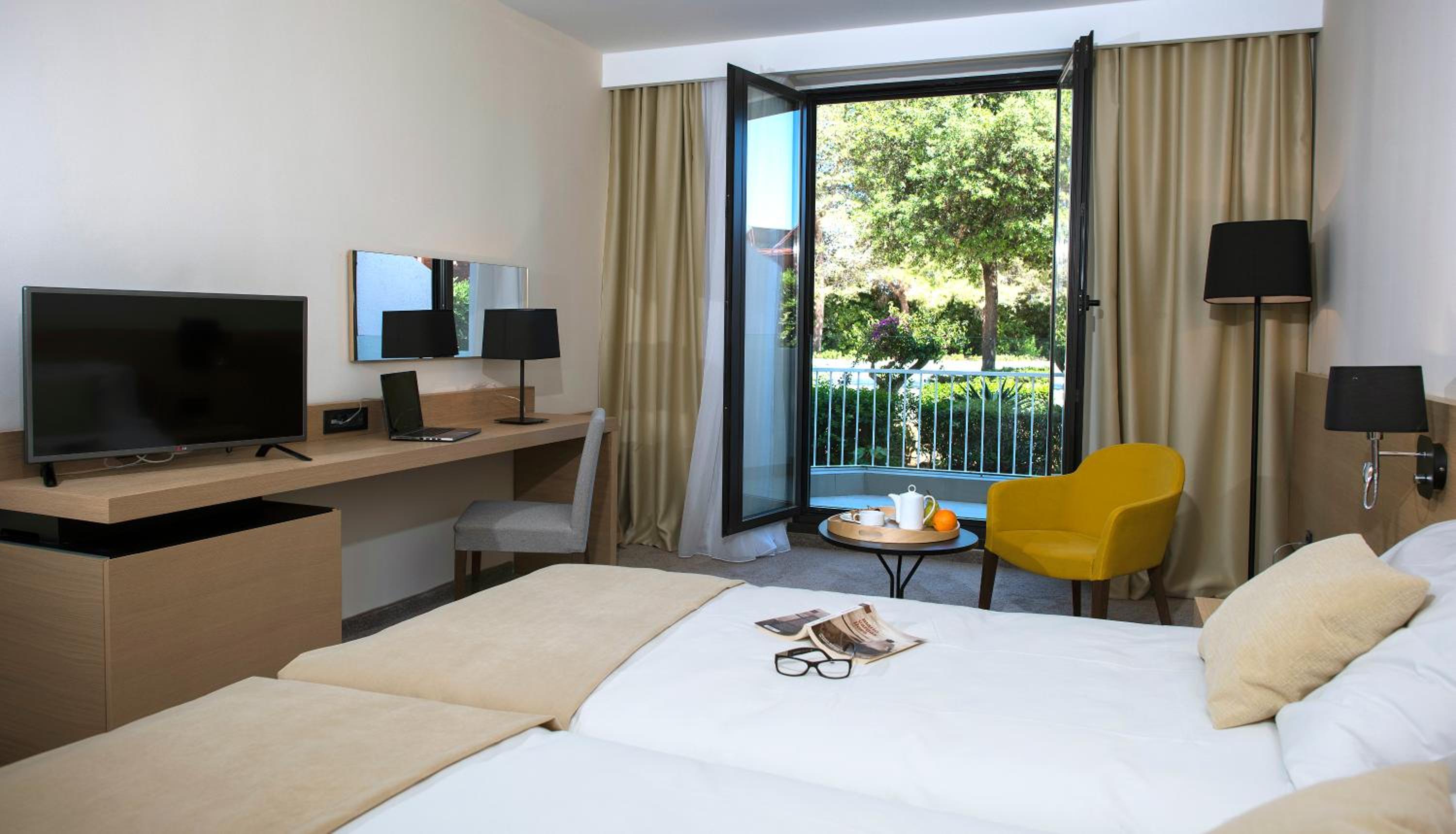 Comfort Double Room with Balcony - Photo 6