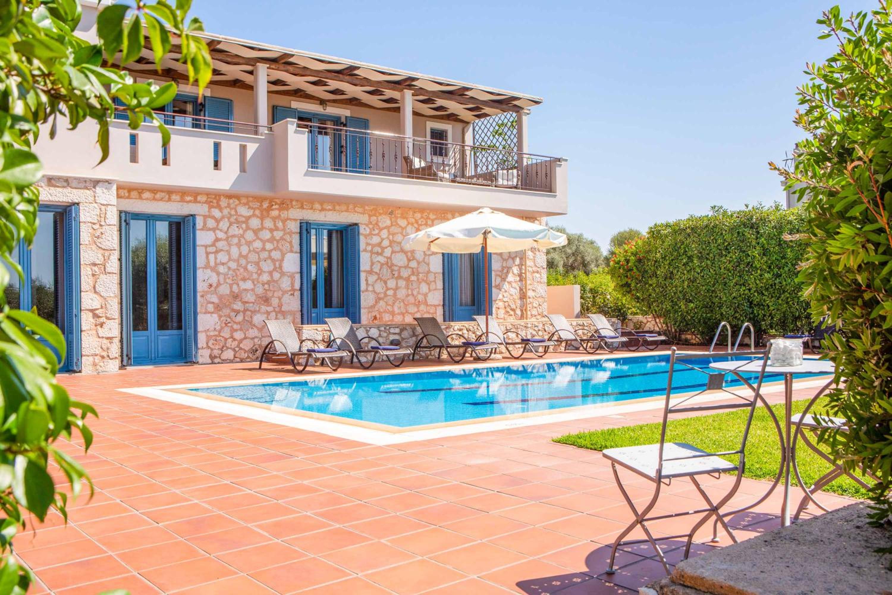 Four-Bedroom Villa photo 3