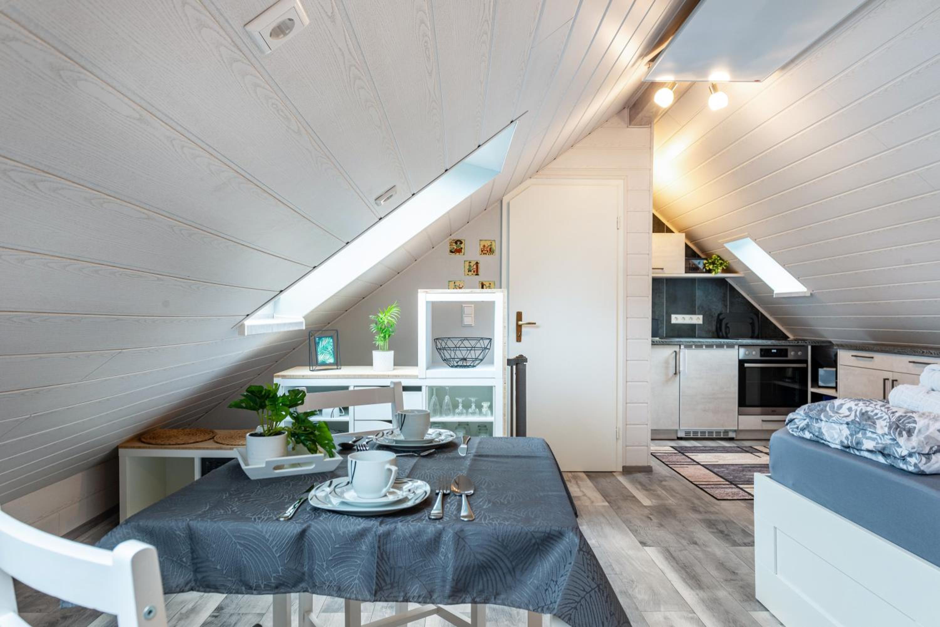 One-Bedroom Apartment with Garden View photo 1