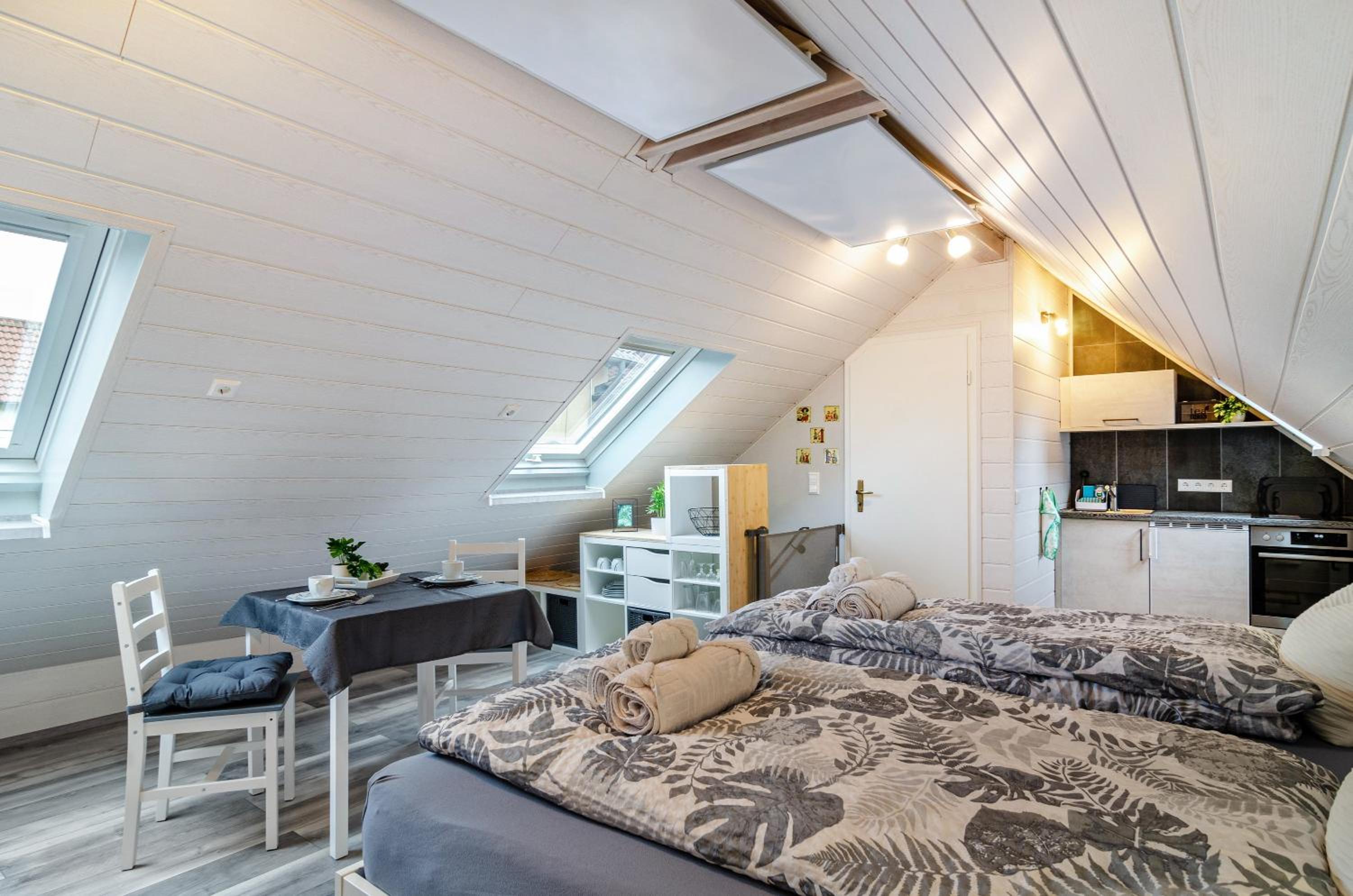 One-Bedroom Apartment with Garden View photo 2