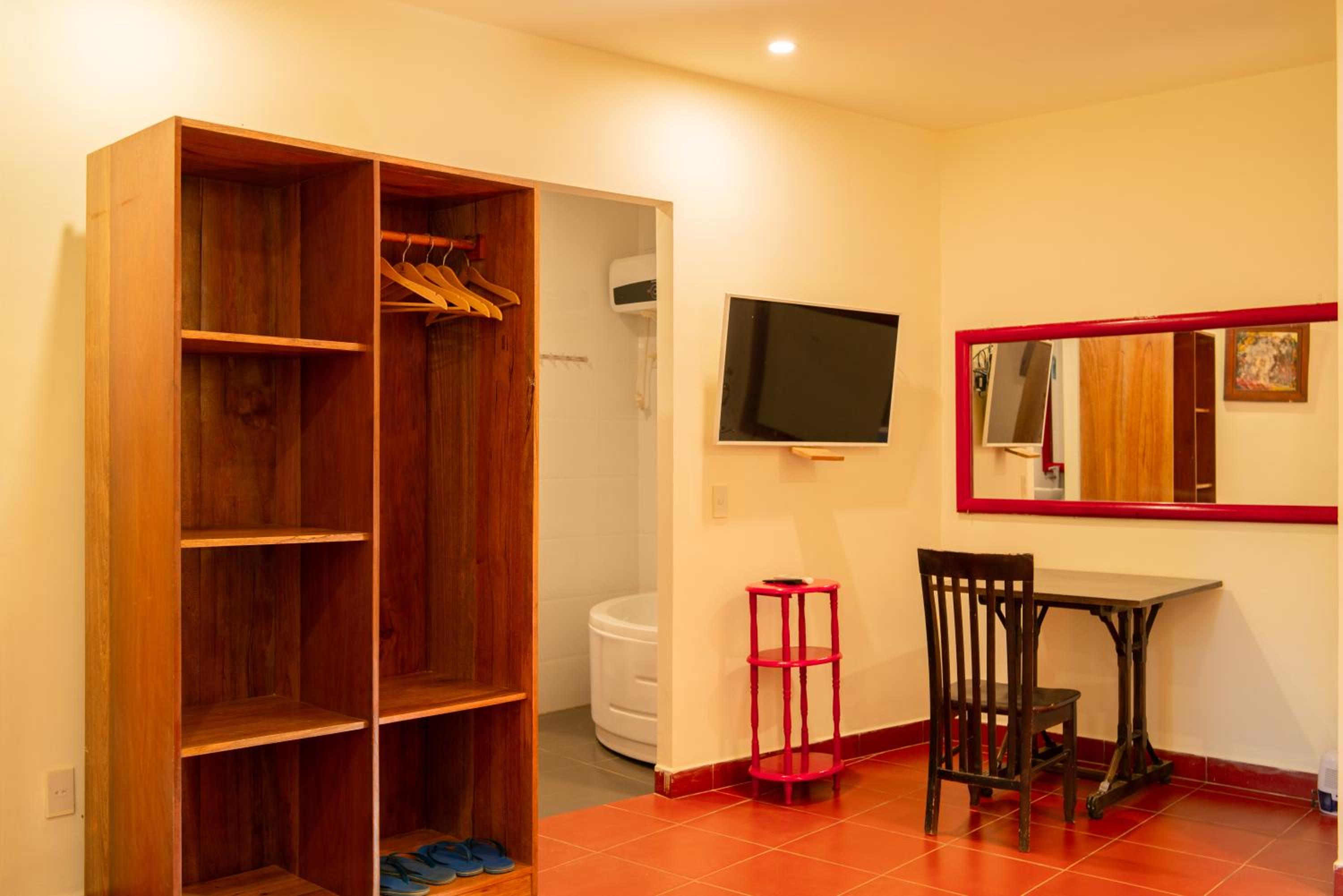 Deluxe Family Room