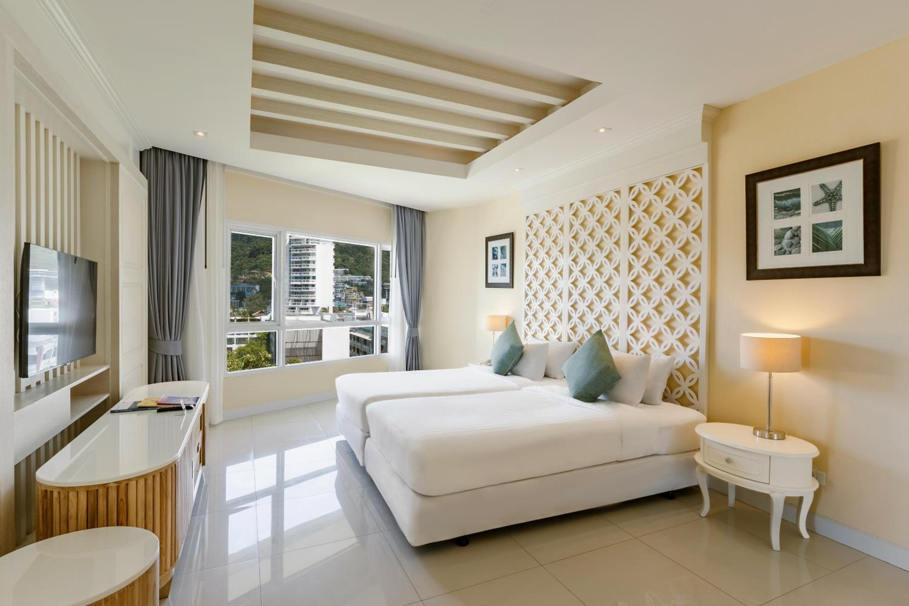 Two-Bedroom Embrace Suite - Photo 14