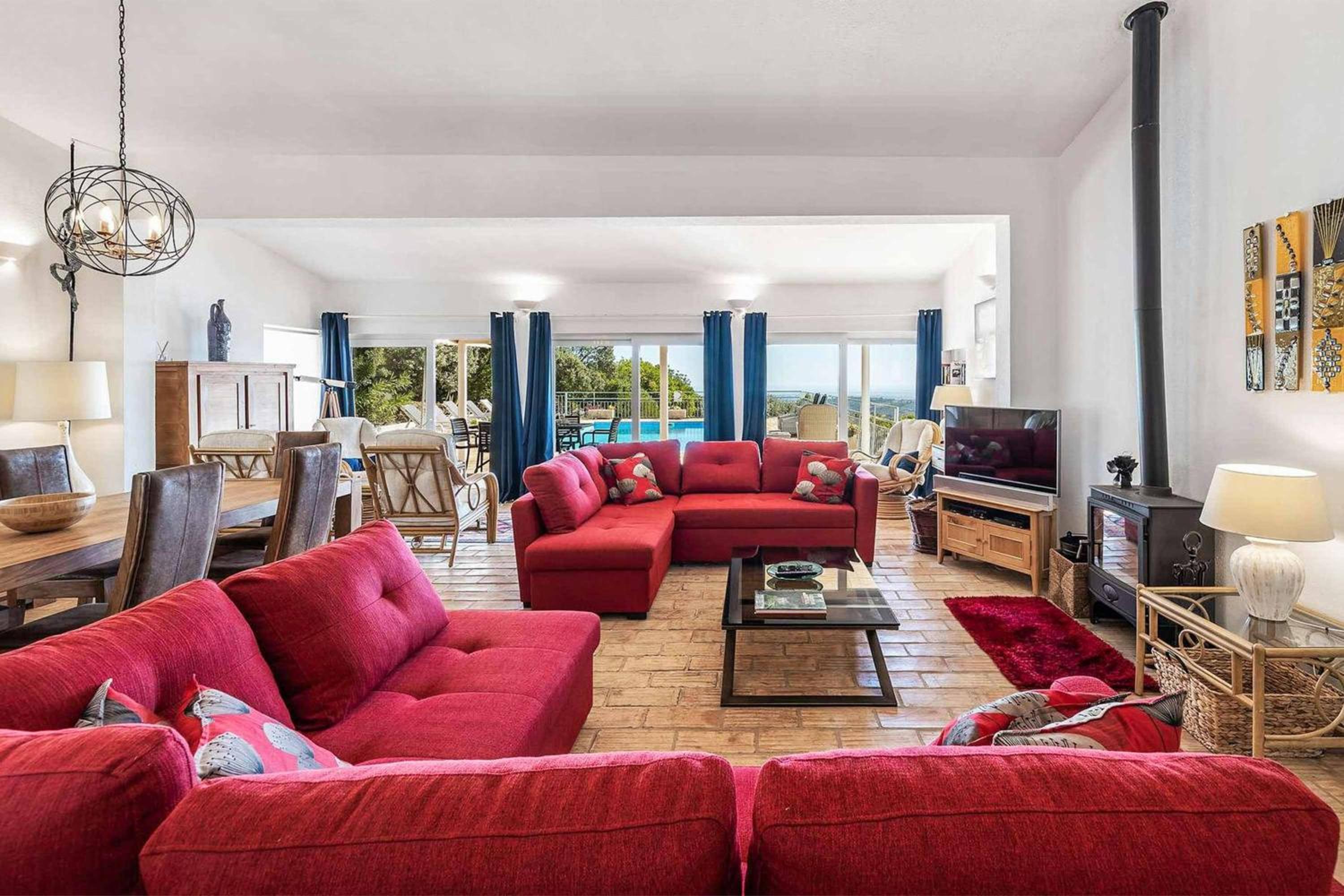 Three-Bedroom Villa photo 1