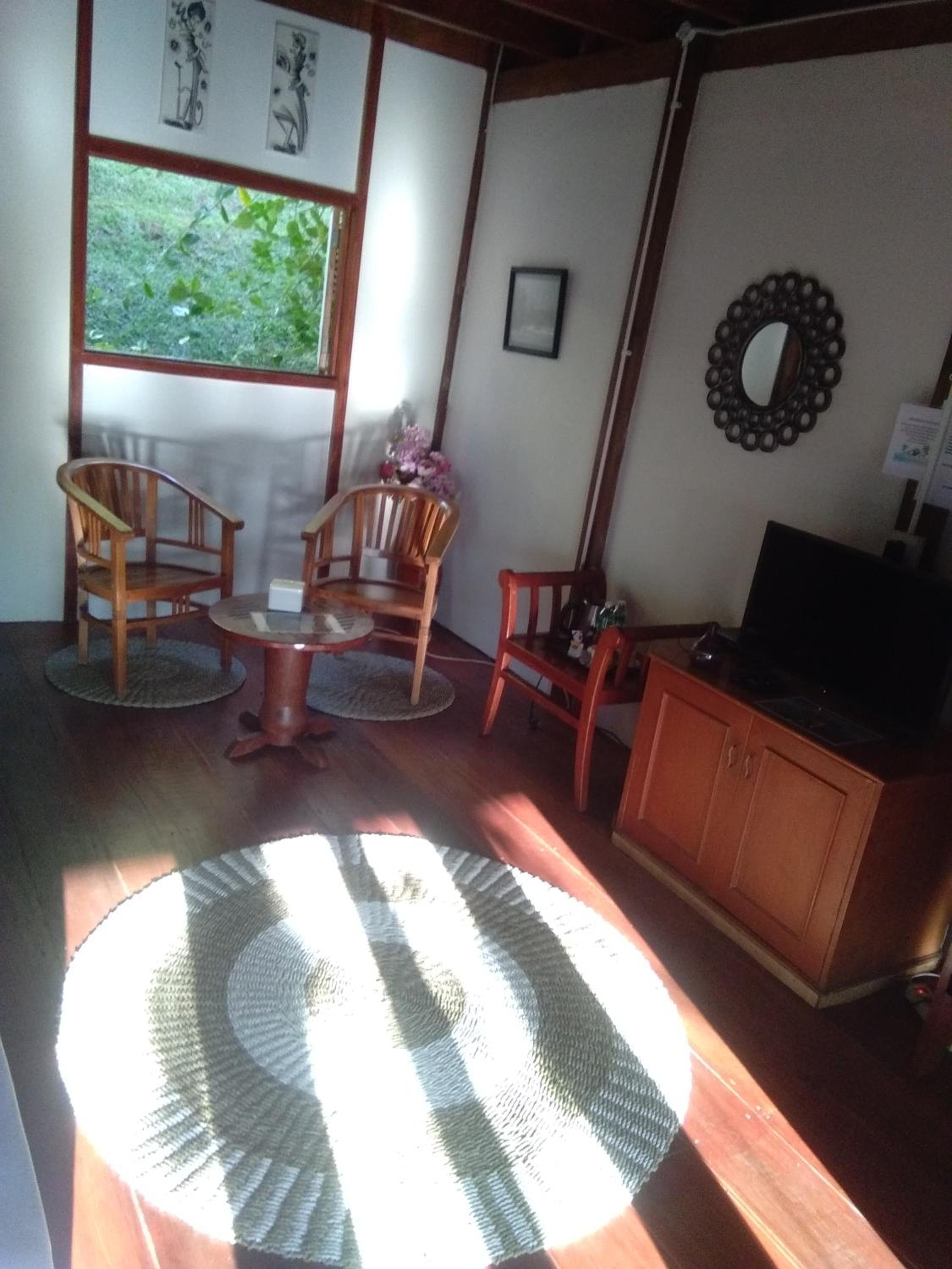 Standard Double or Twin Room - Photo 12