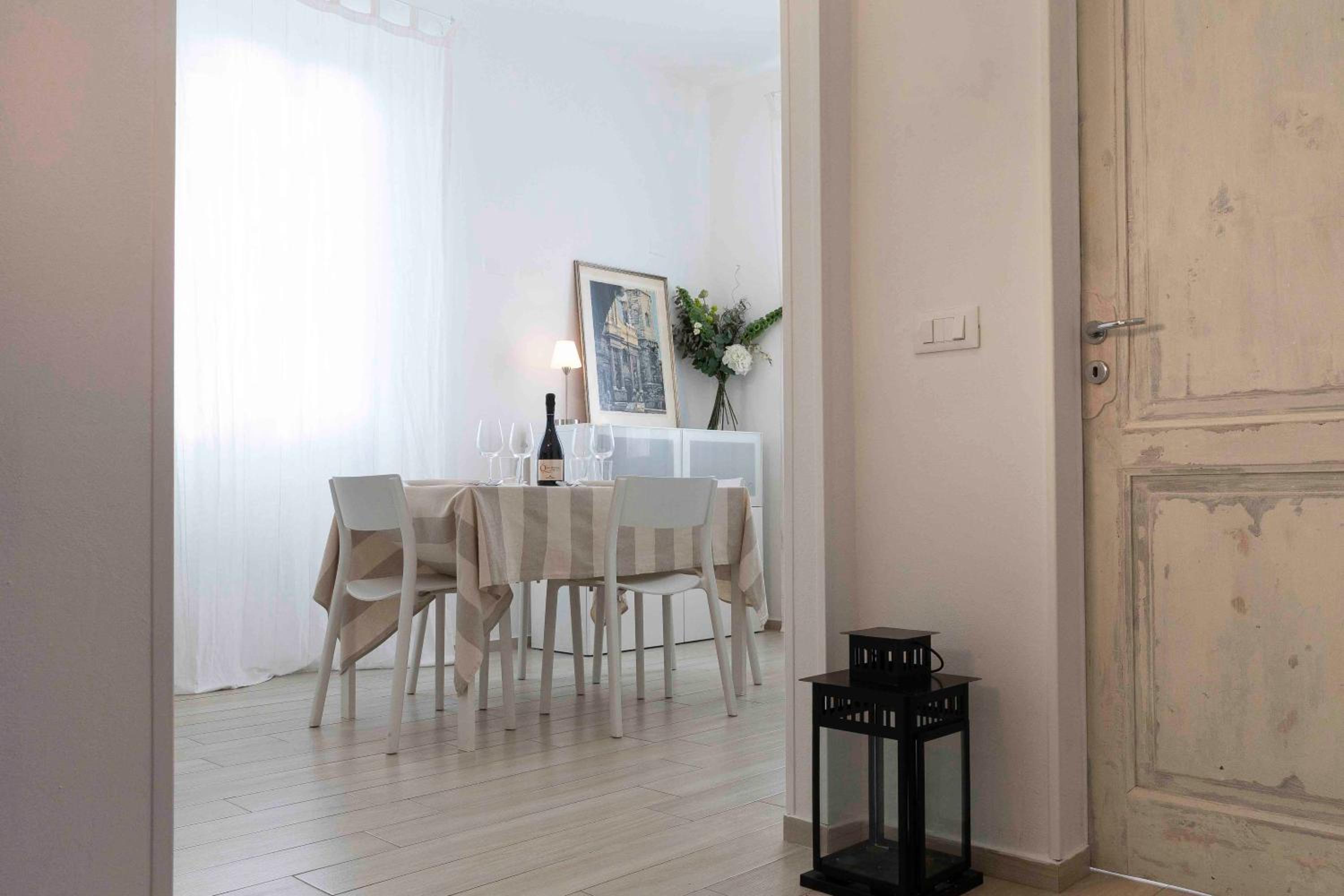 One-Bedroom Apartment - Photo 25