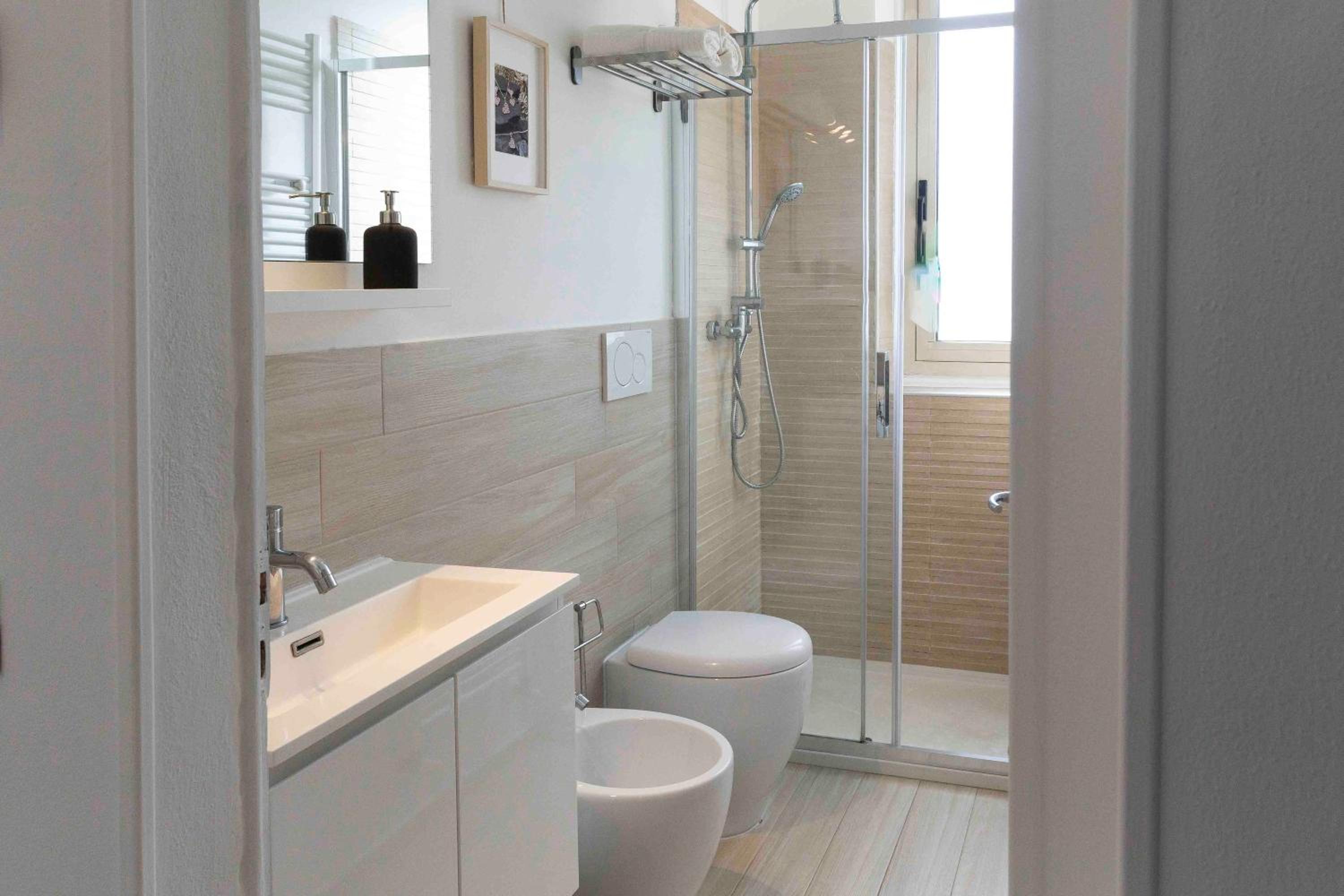 One-Bedroom Apartment - Photo 5