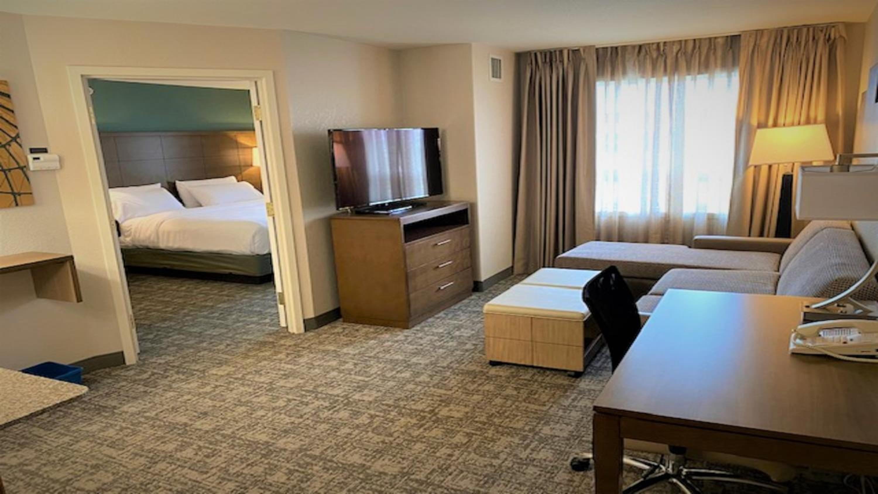 One-Bedroom King Suite - Photo 3
