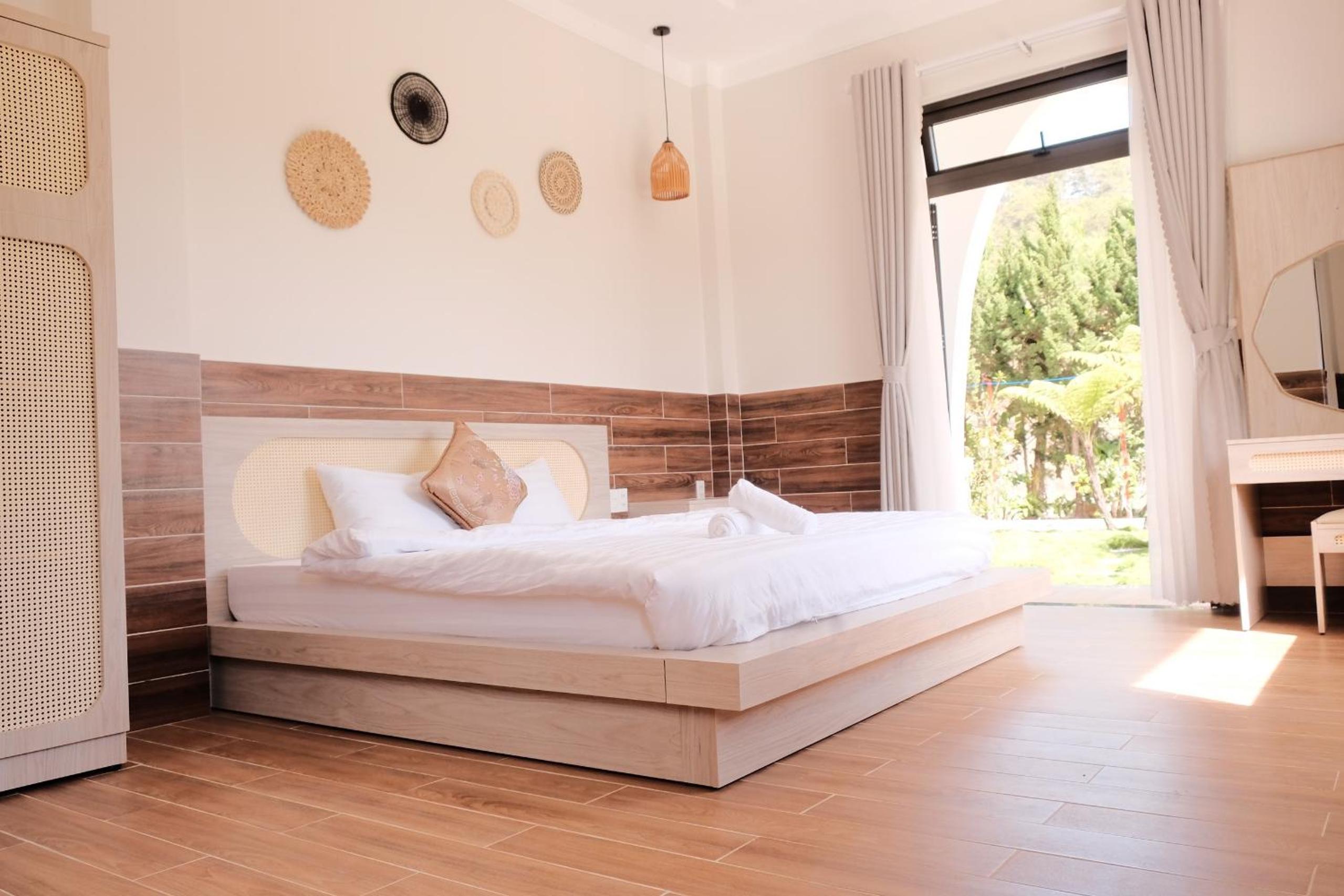 Double Room - Photo 6