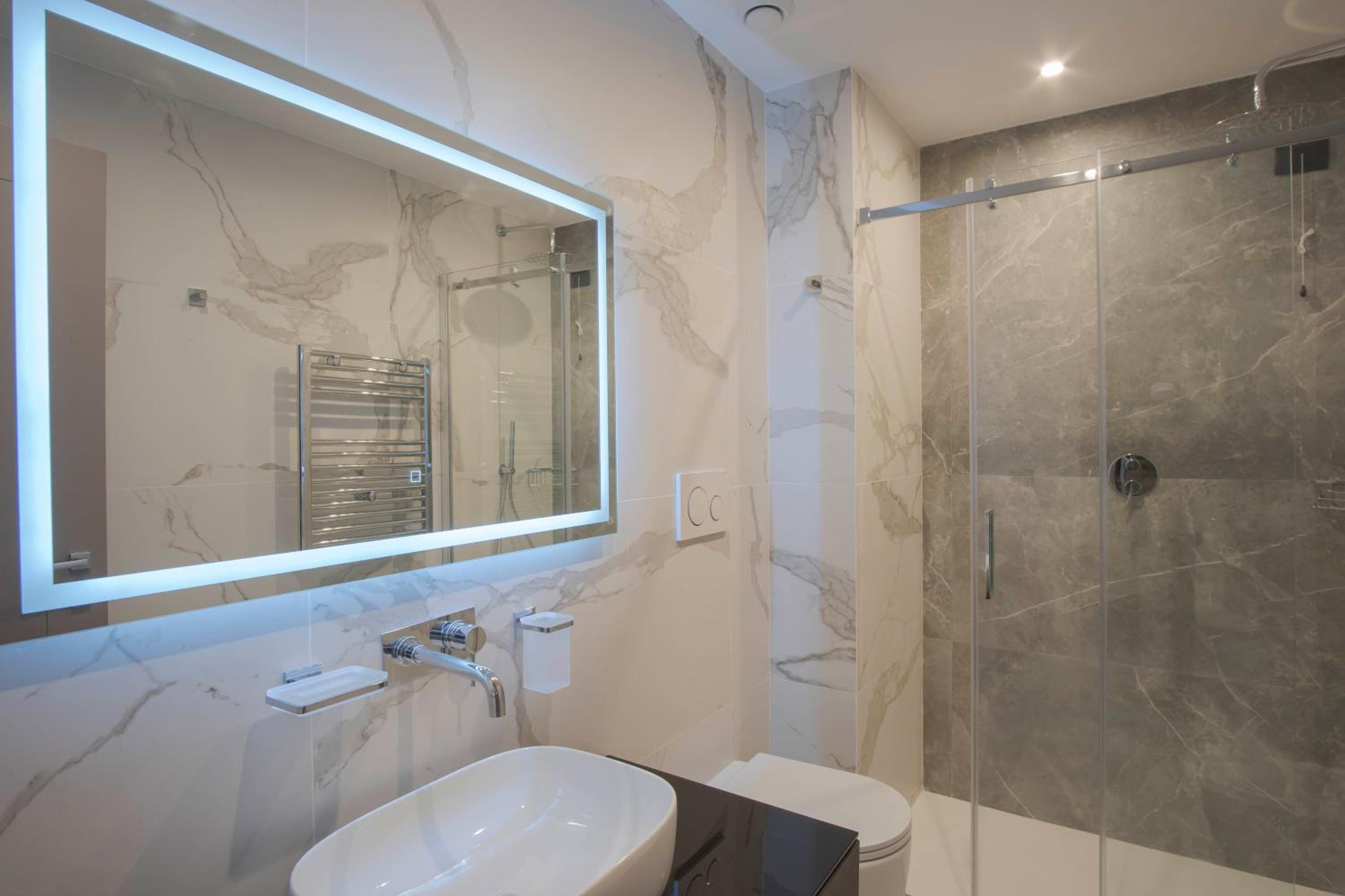 Standard Double Room - Photo 4