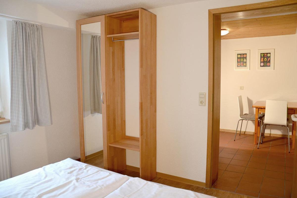 One Bedroom Apartment with Terrace & Access to Garden