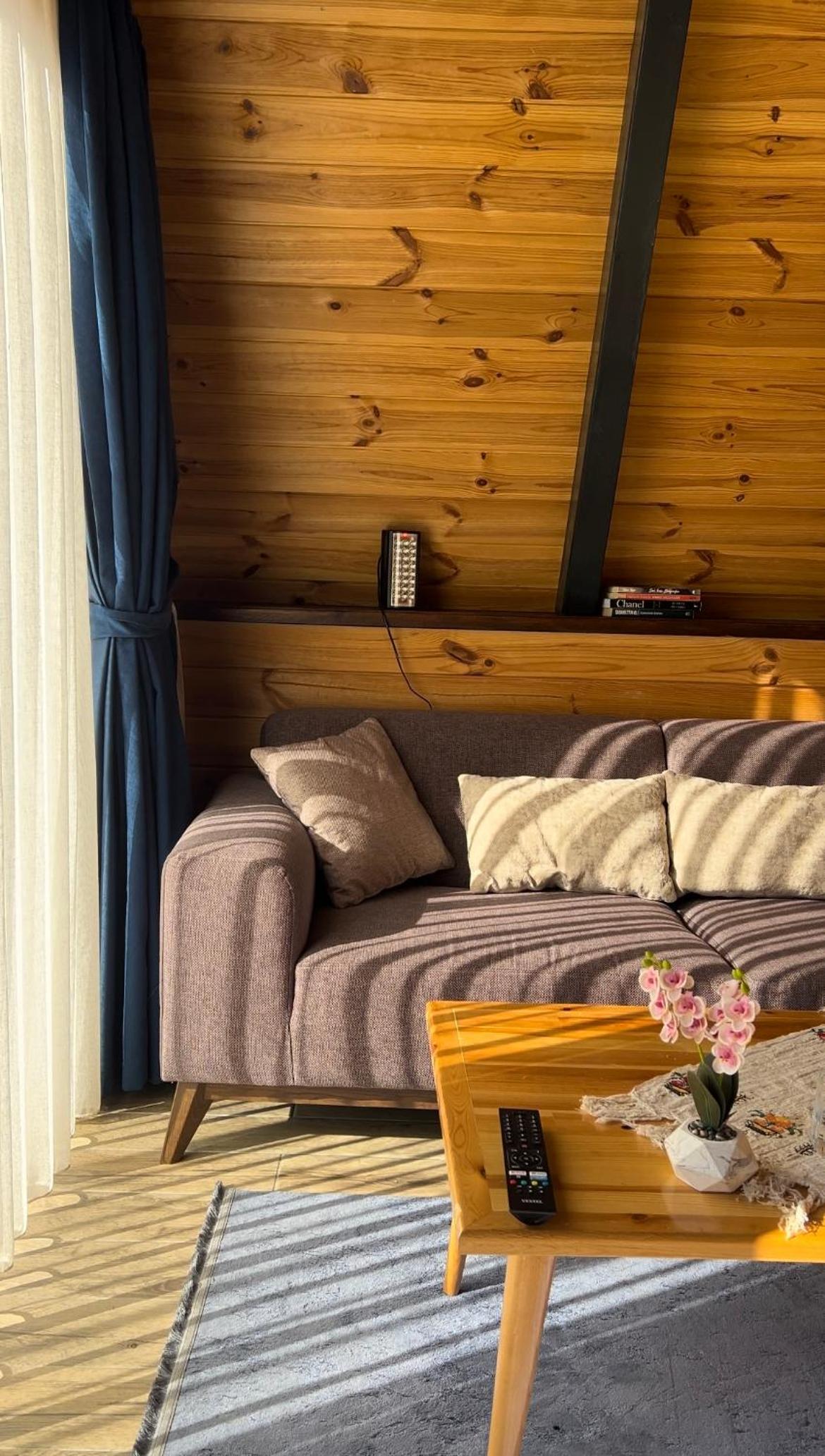 Deluxe Bungalow - Photo 7