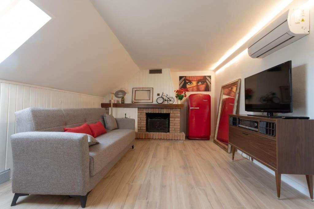 Two-Bedroom Apartment photo 1