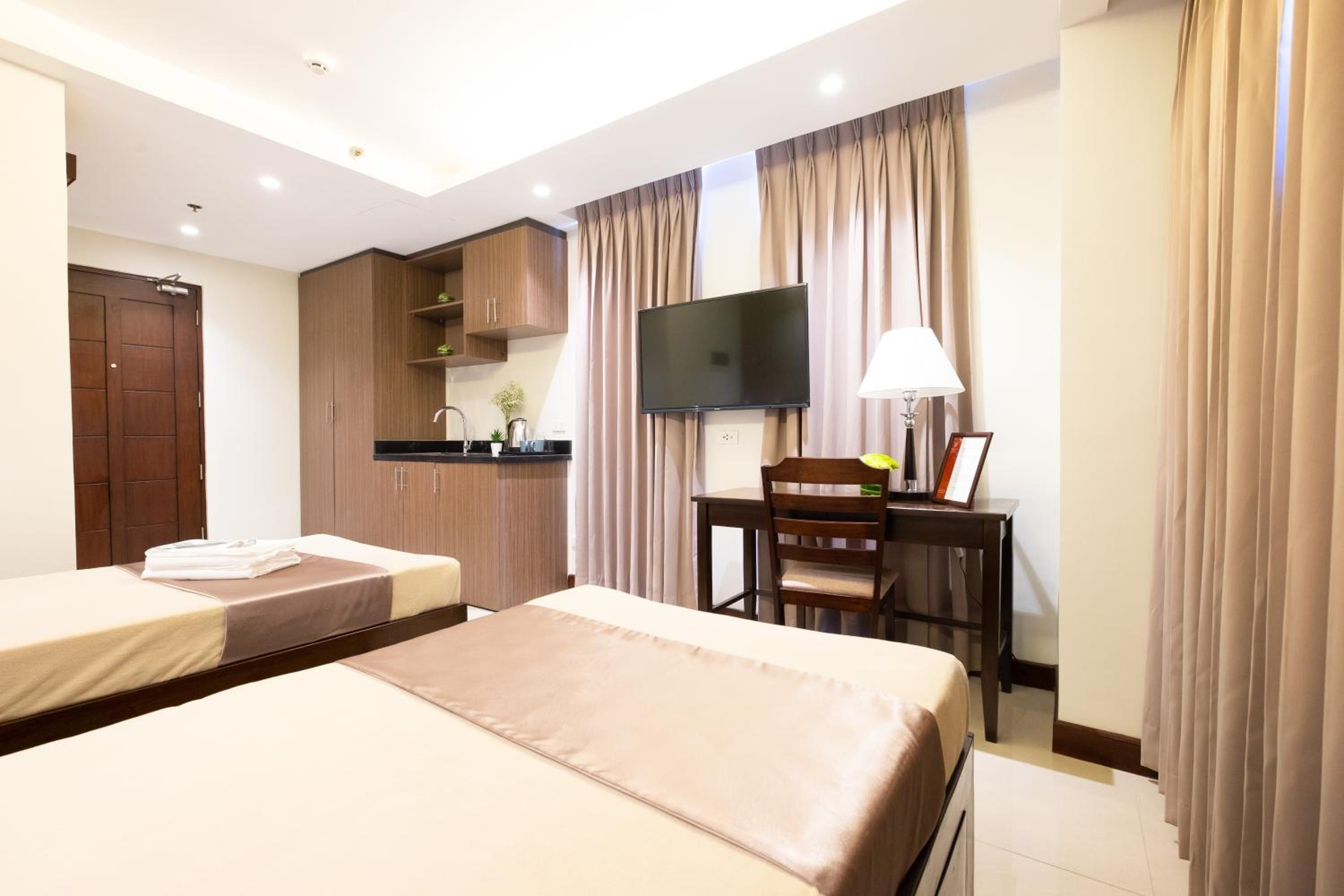 Superior Twin Room - Photo 4