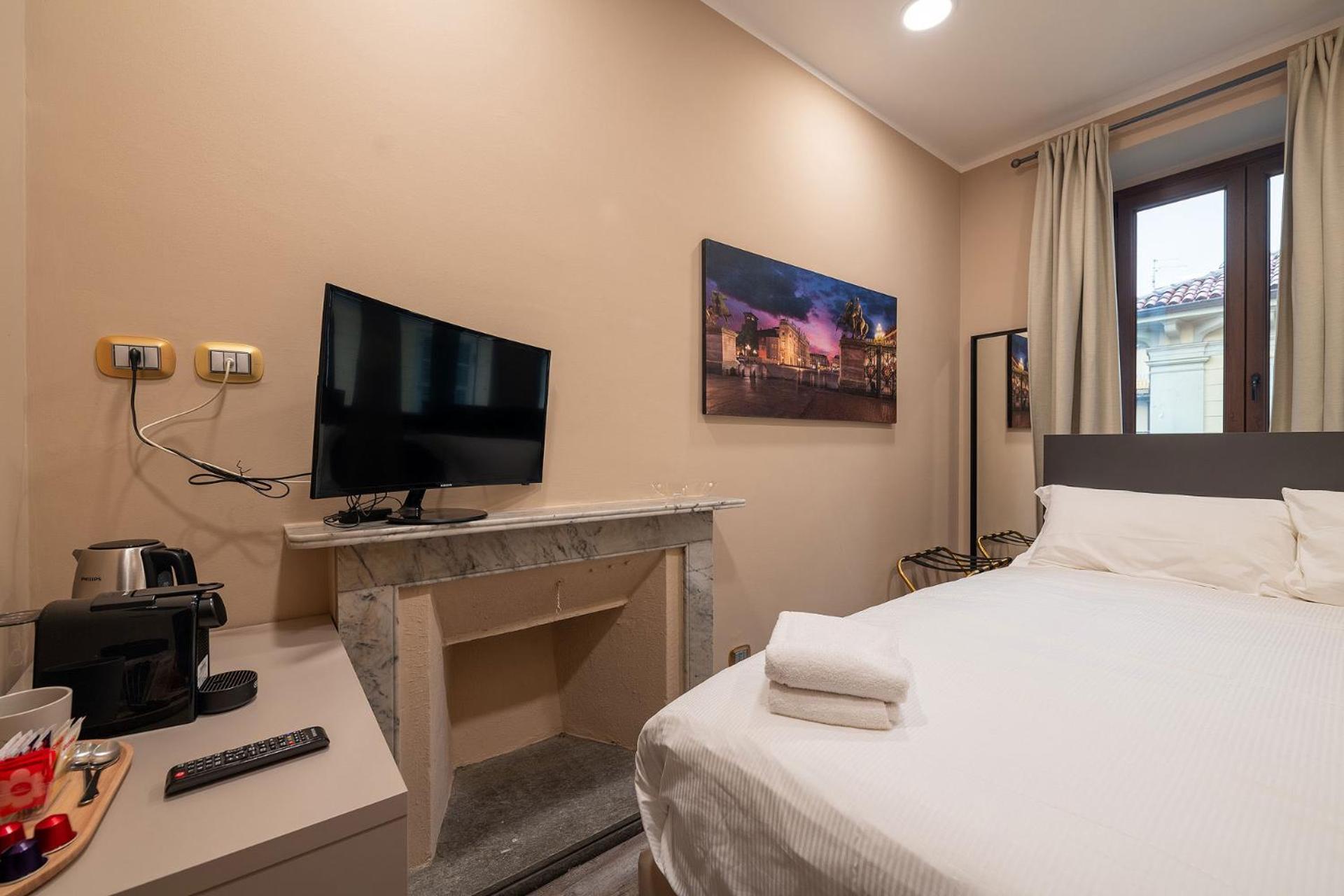 Economy Double Room photo 1