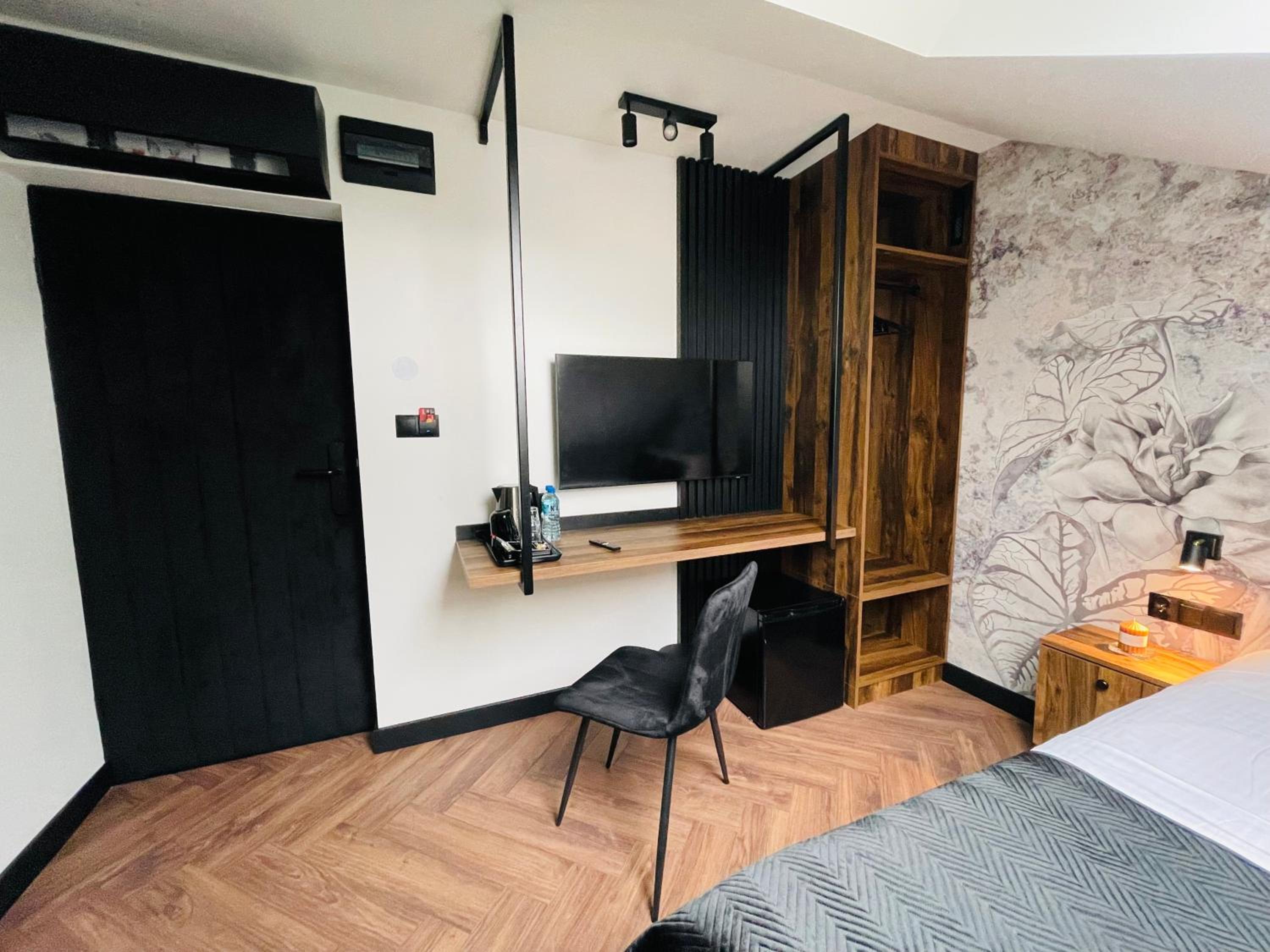Deluxe Double Room photo 2