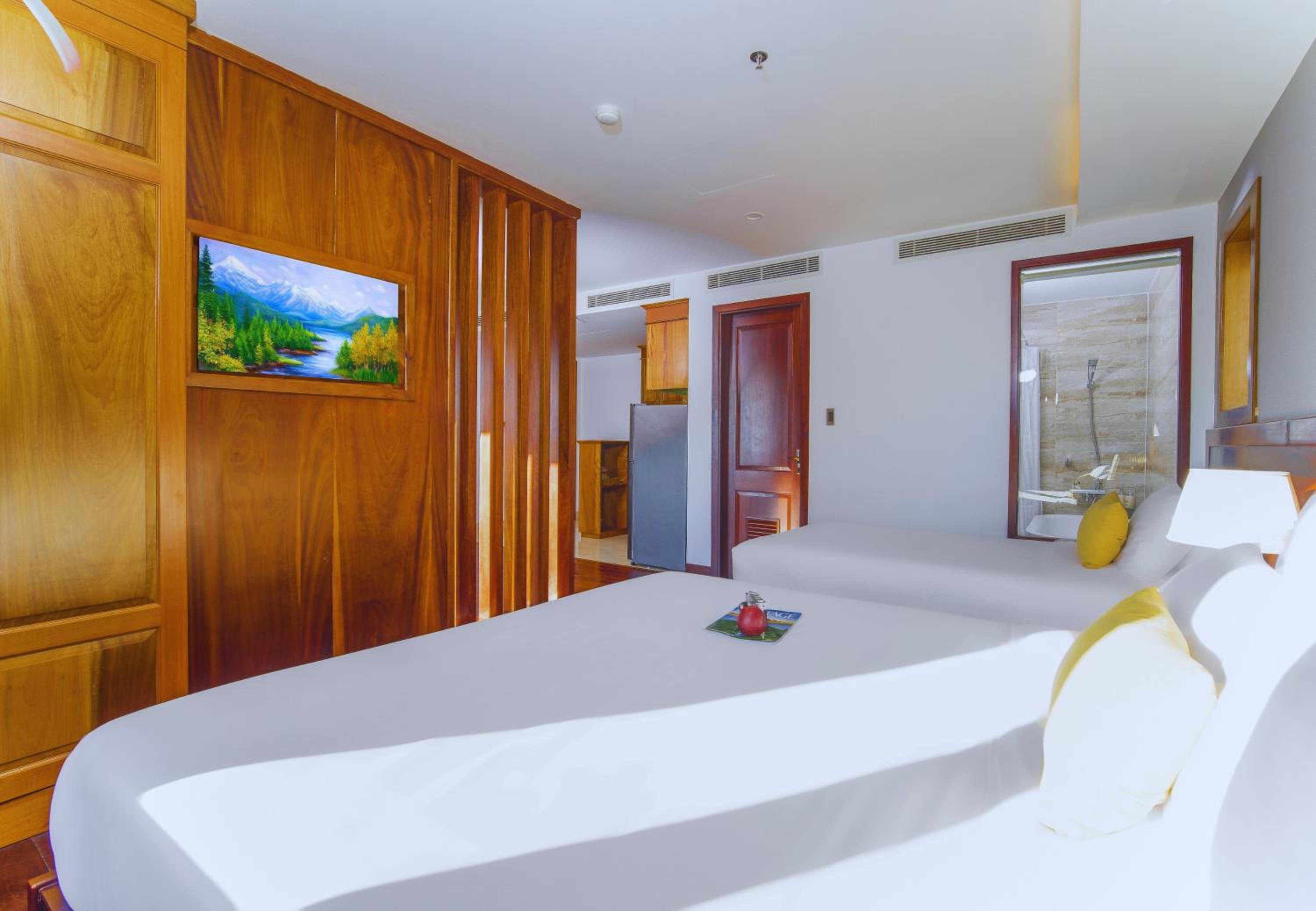 Deluxe Suite photo 3