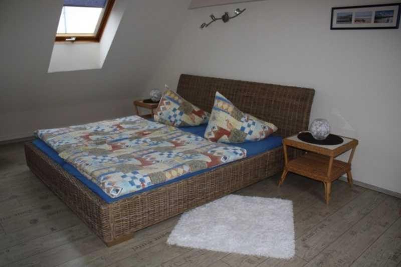 Two-Bedroom Apartment with Balcony photo 3