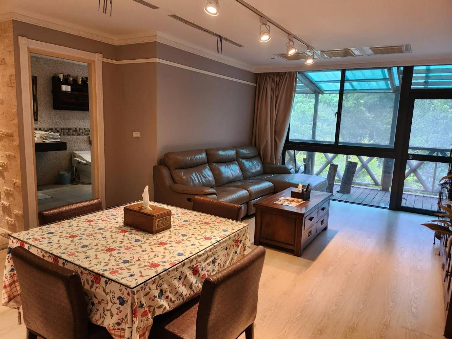 Two-Bedroom Suite photo 3