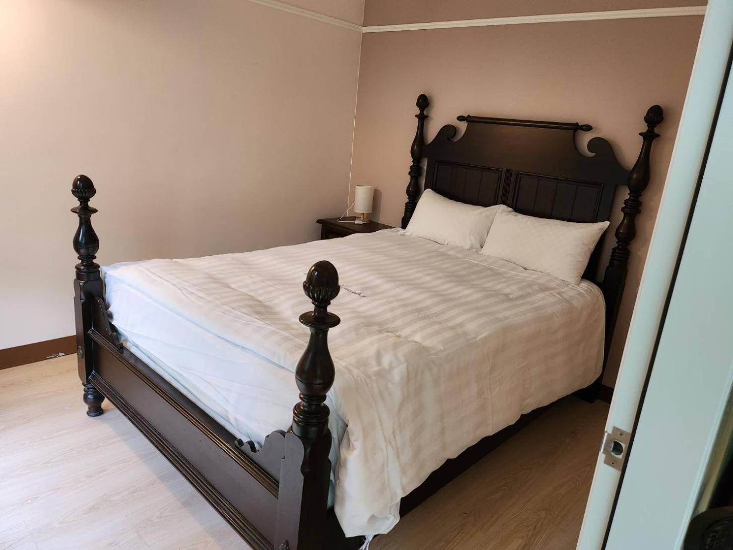 Two-Bedroom Suite photo 2