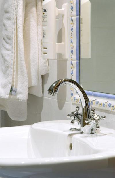 Double or Twin Room photo 3
