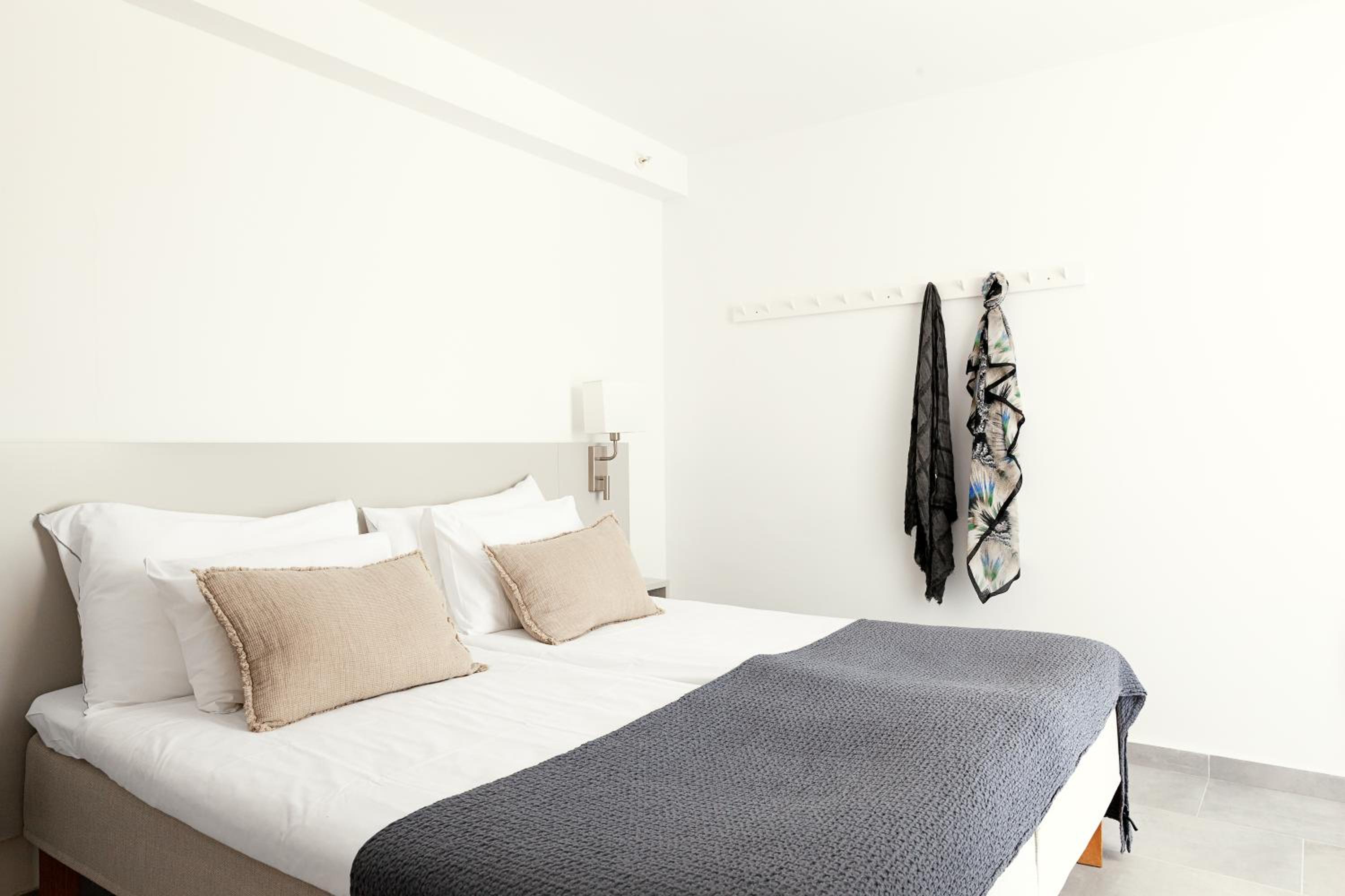 One-Bedroom Apartment with Balcony