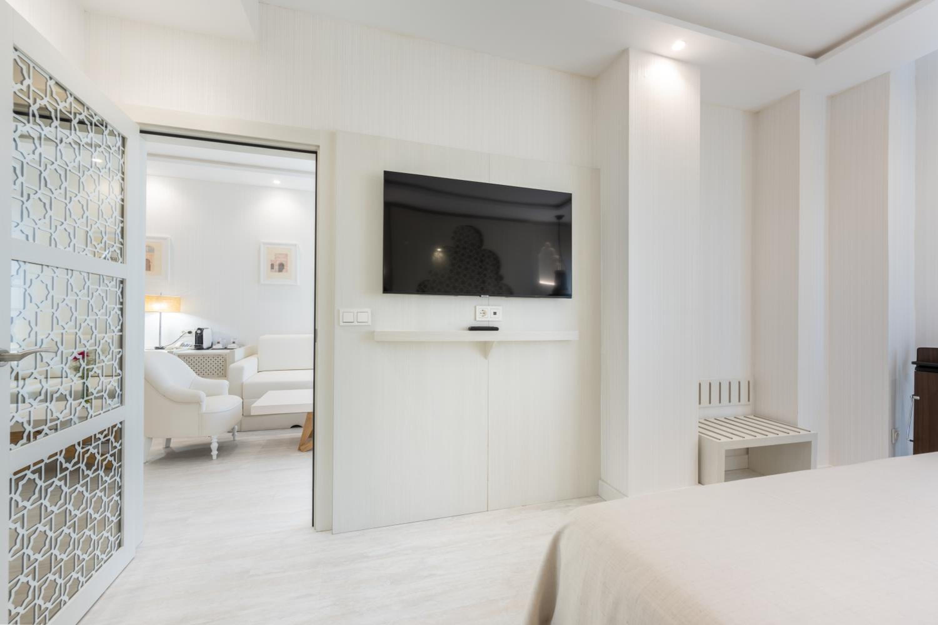 Junior Suite - Photo 46