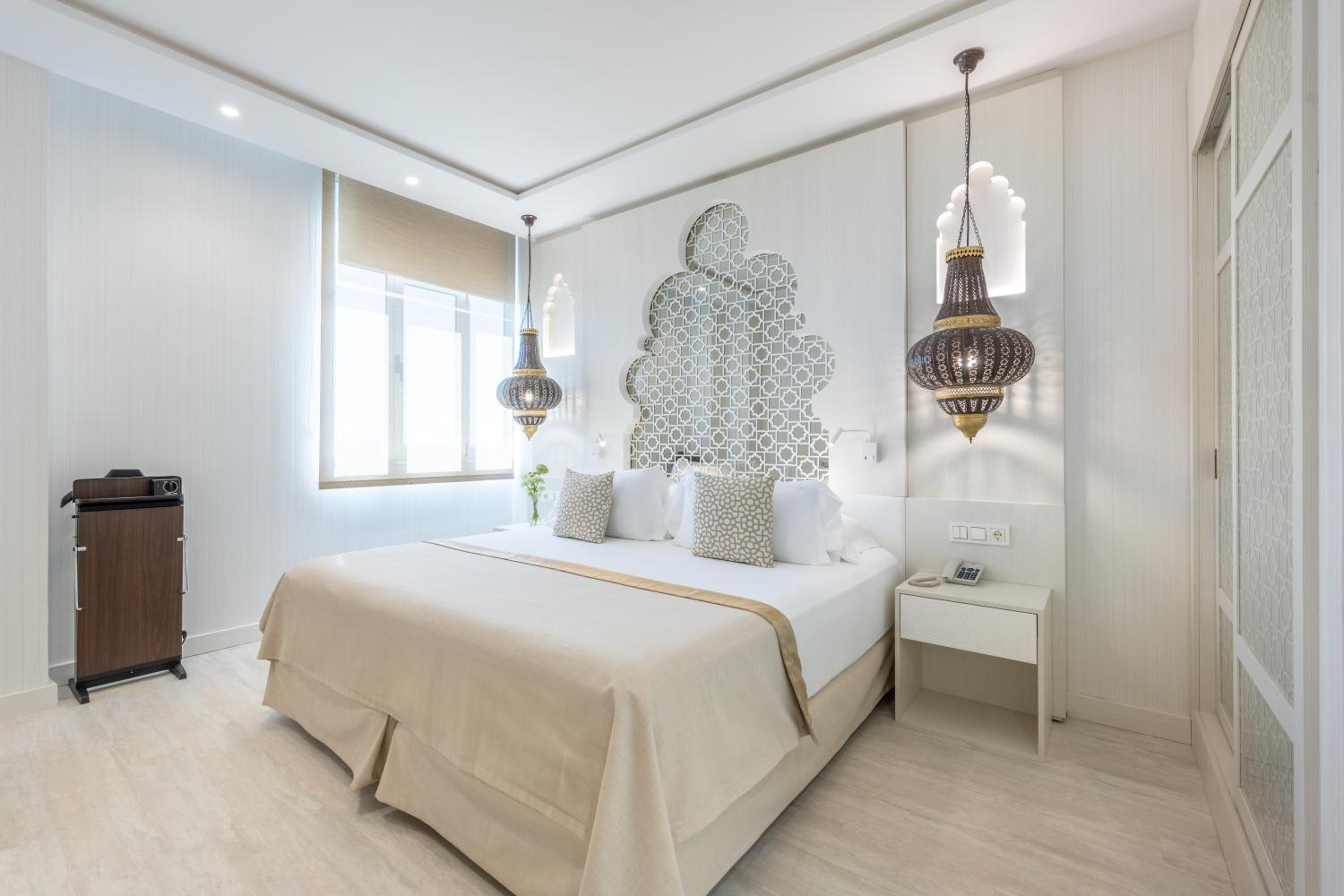 Junior Suite - Photo 12