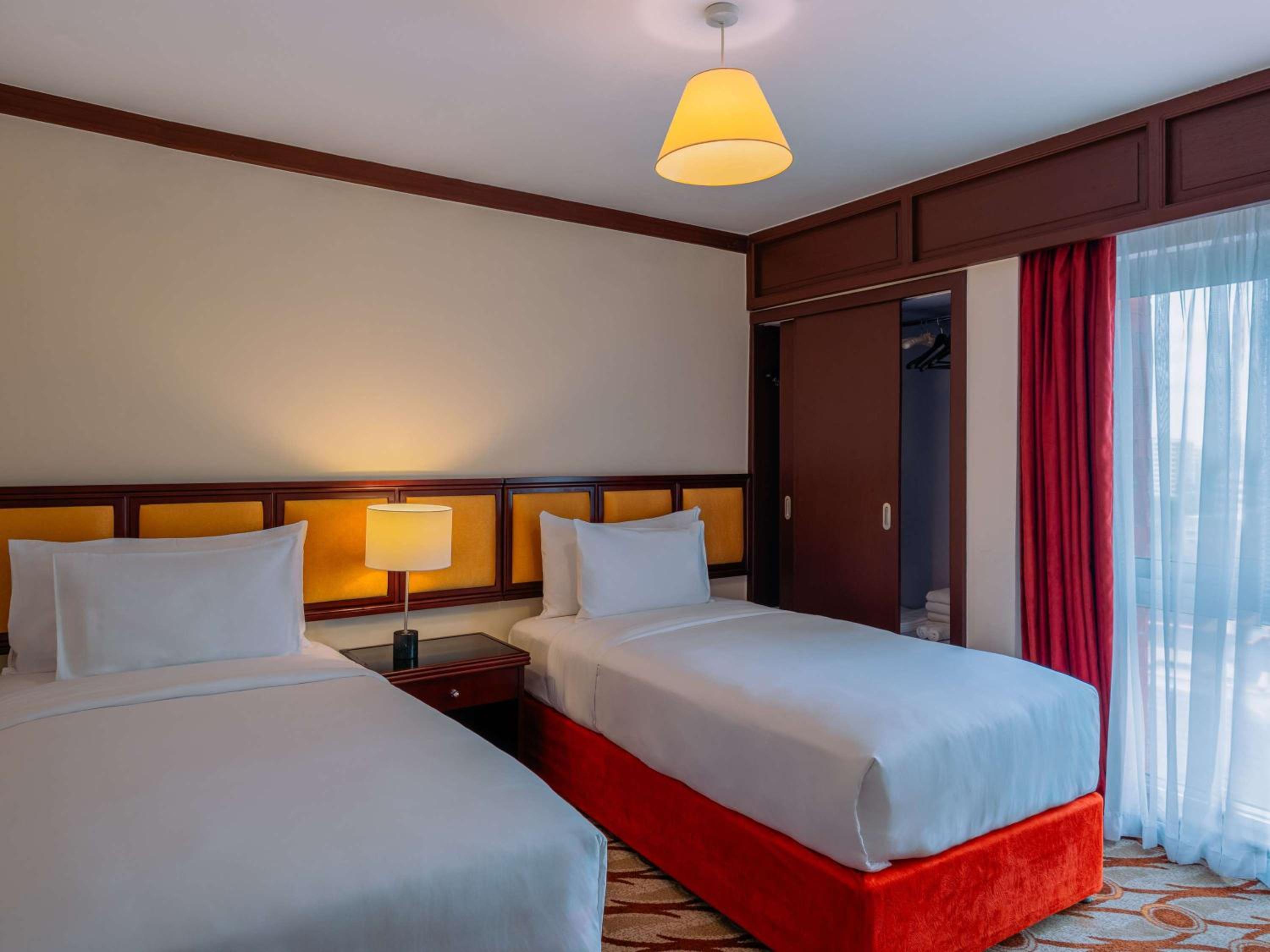 Executive King Room with Pool View