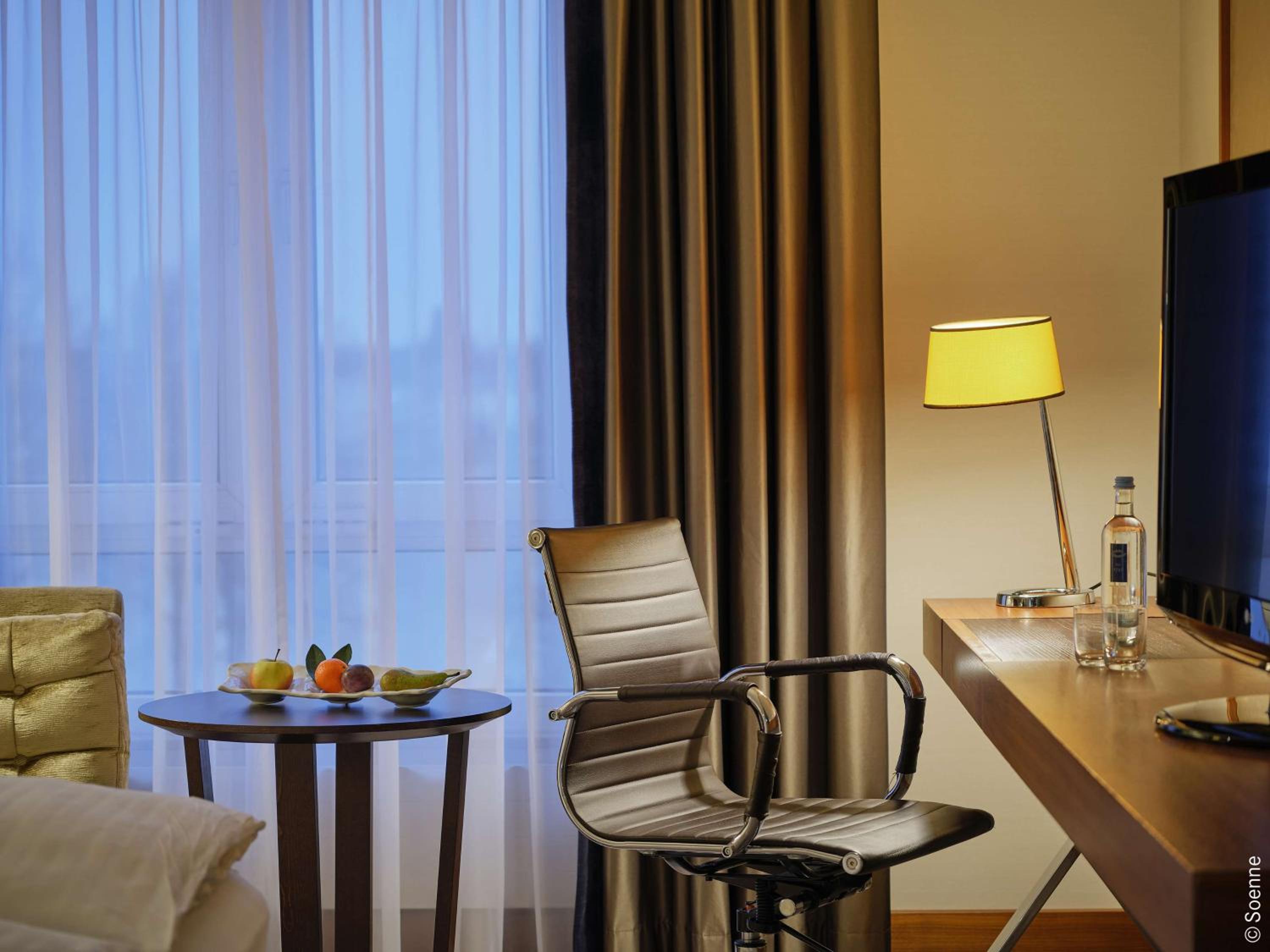 Standard Twin Room - Photo 5