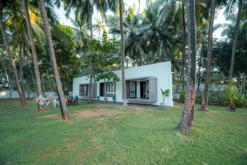 Two-Bedroom House photo 2